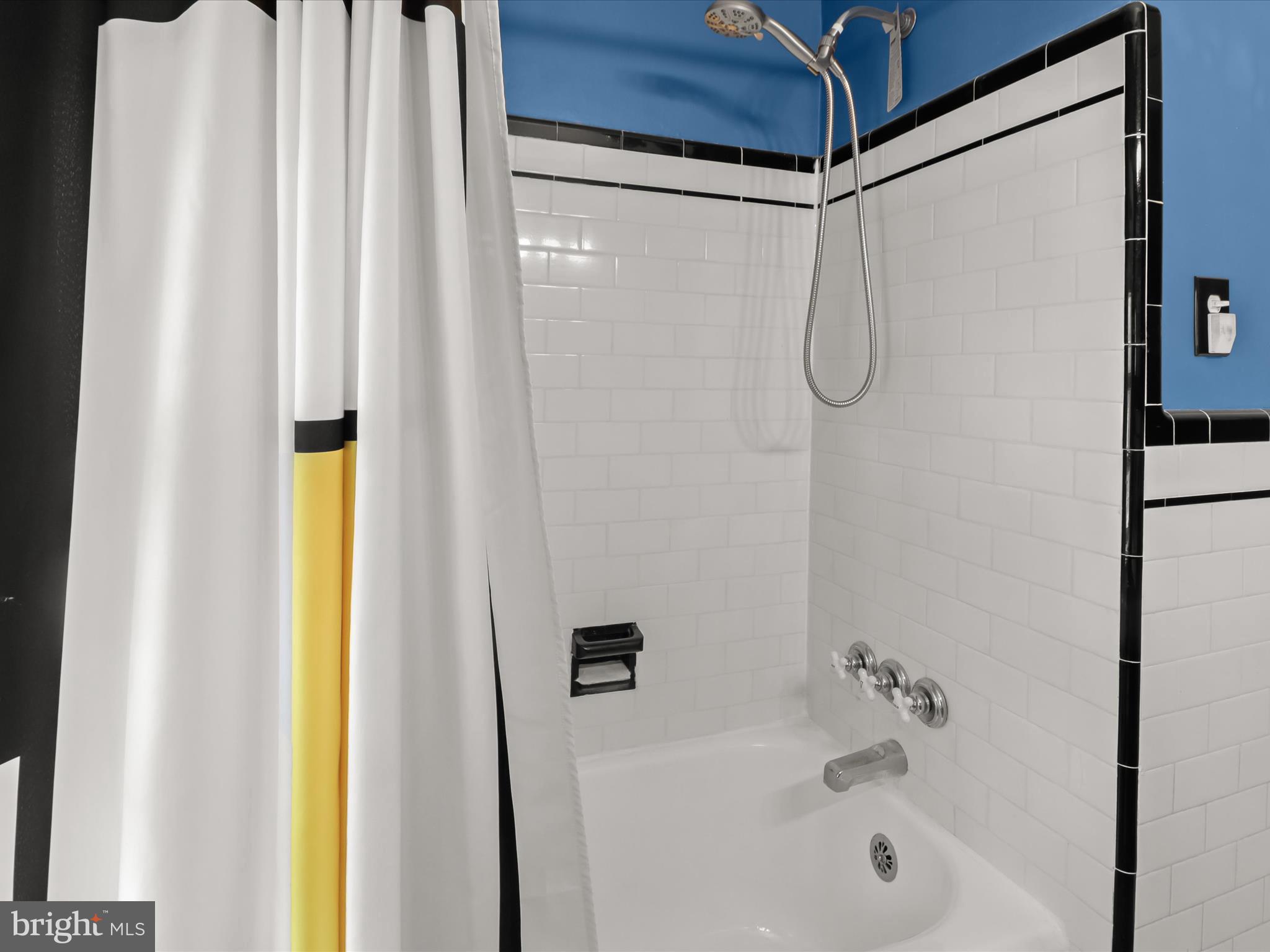 COLLEGE PARK A - Residential