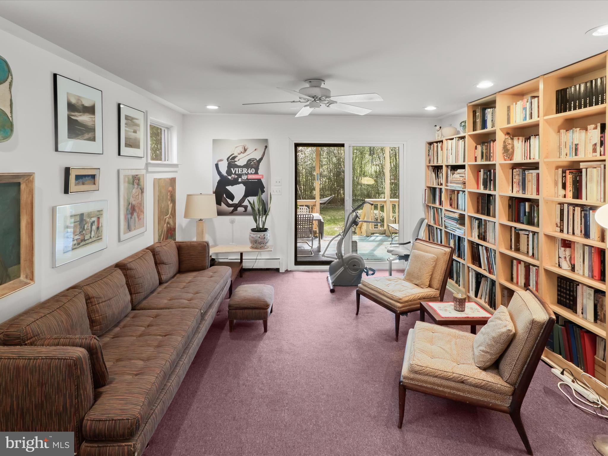 COLLEGE PARK A - Residential