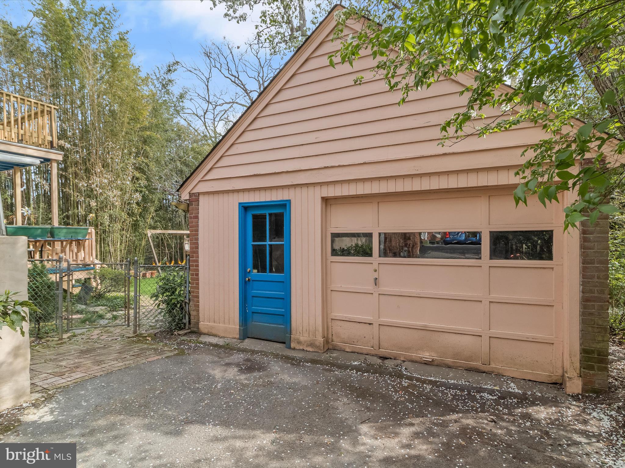 COLLEGE PARK A - Residential