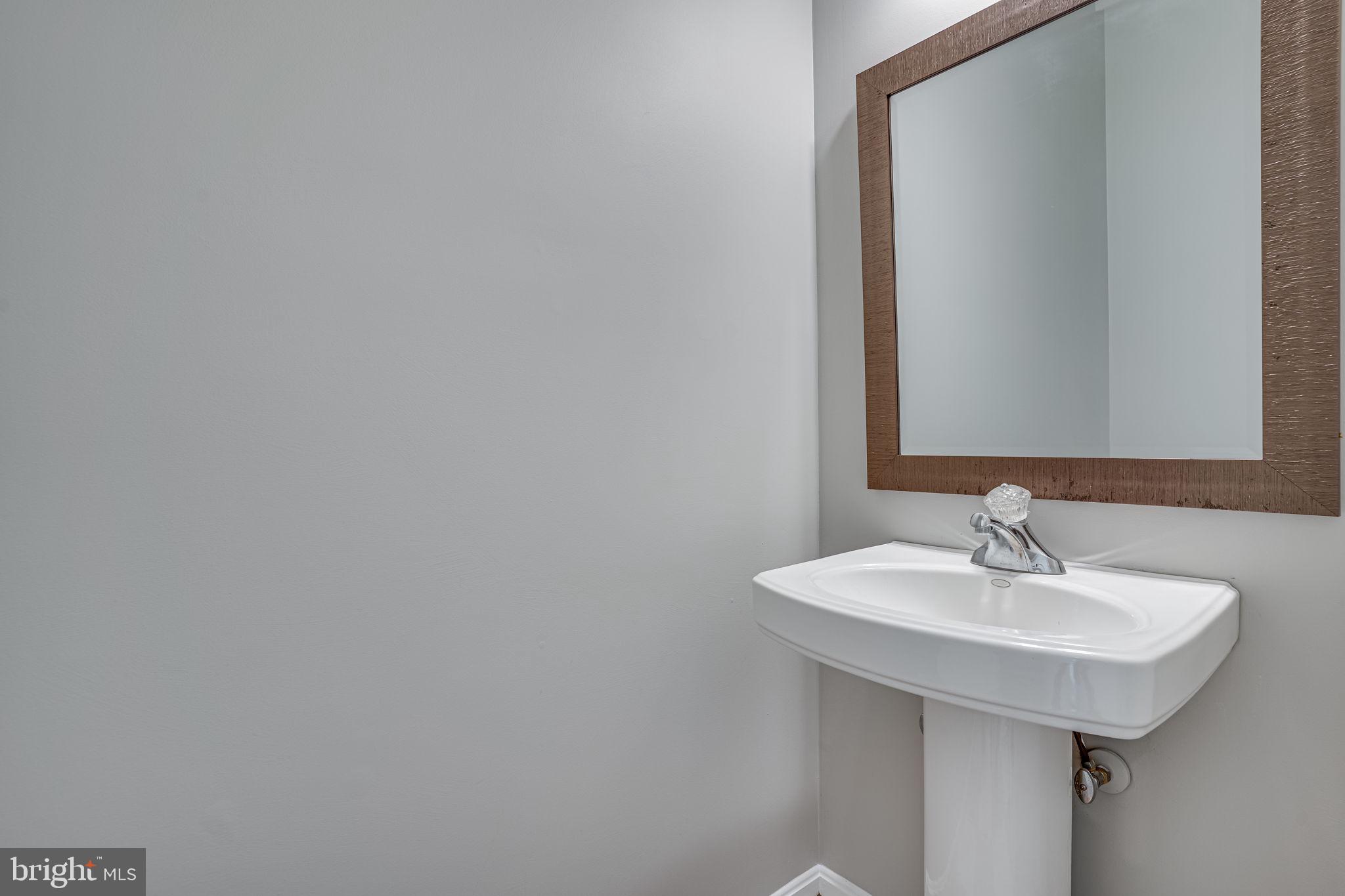 CASTLETON - Residential