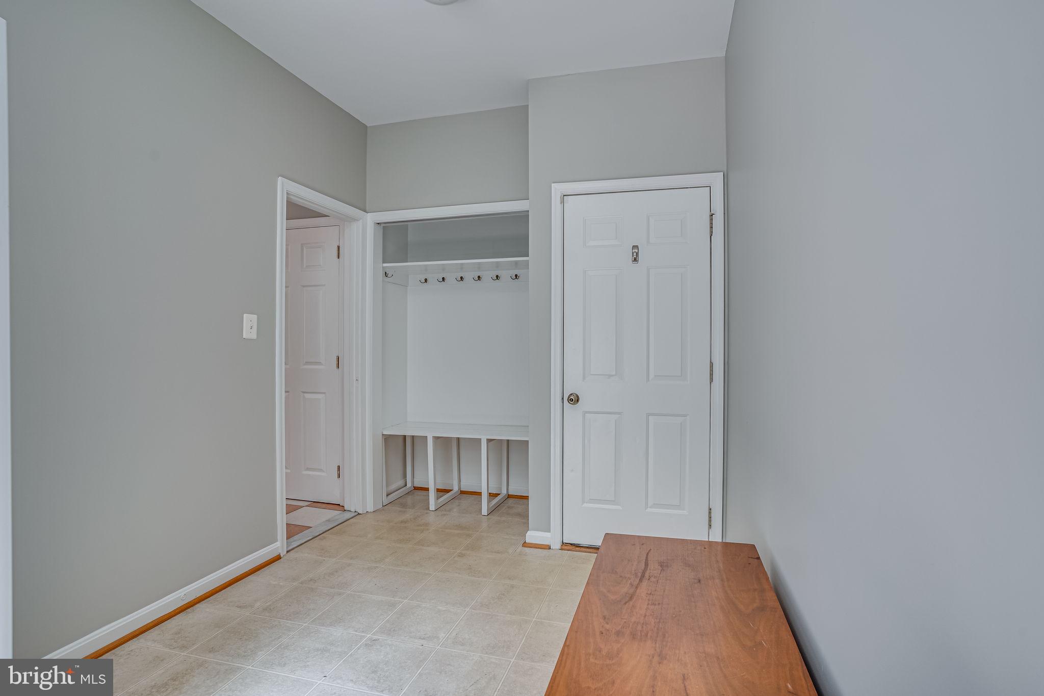 CASTLETON - Residential