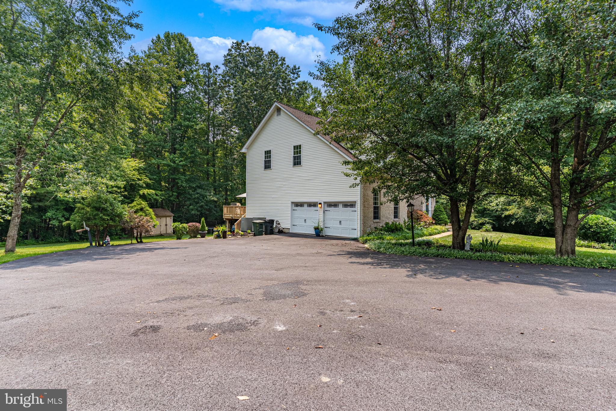 CASTLETON - Residential