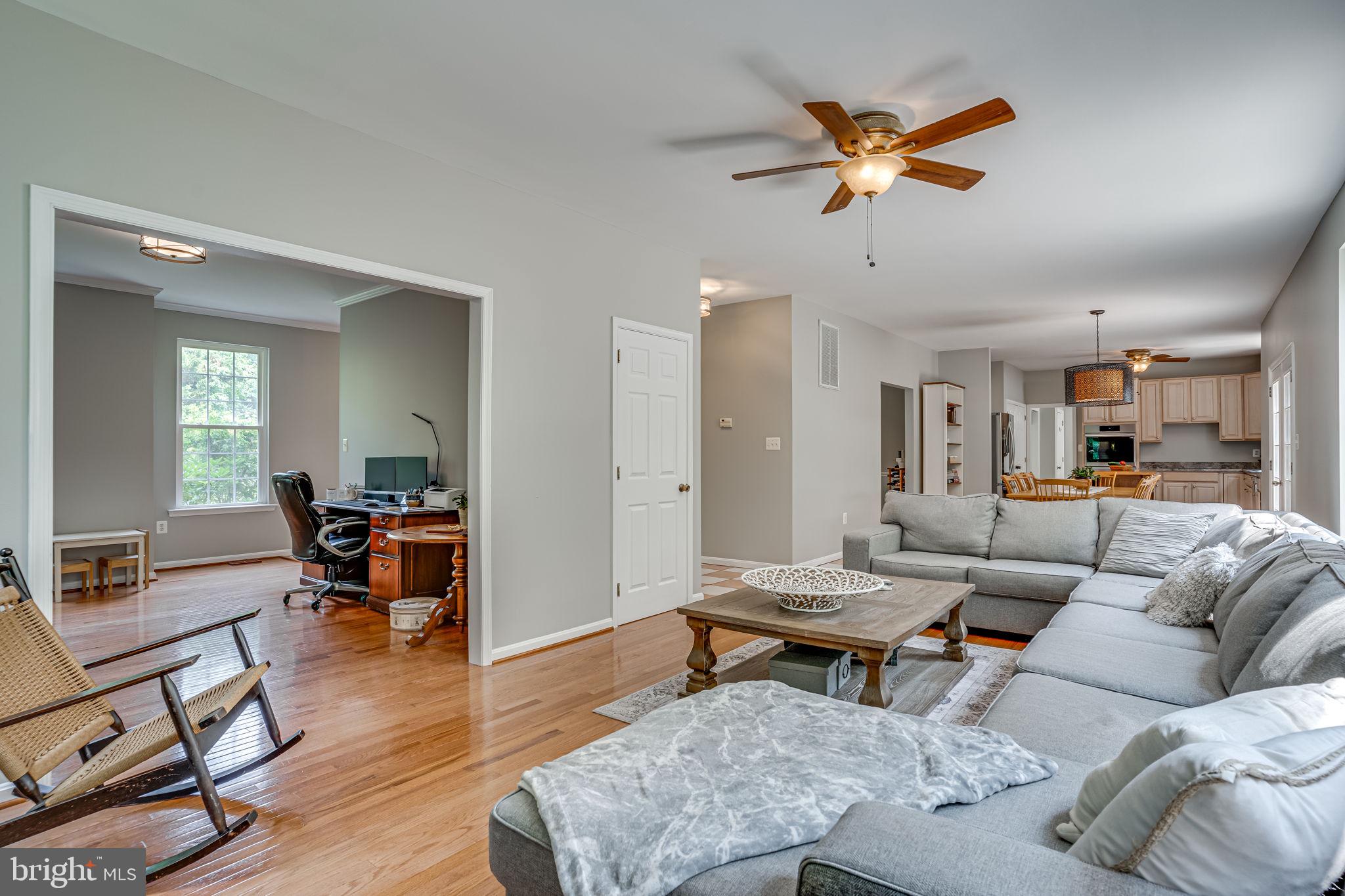 CASTLETON - Residential