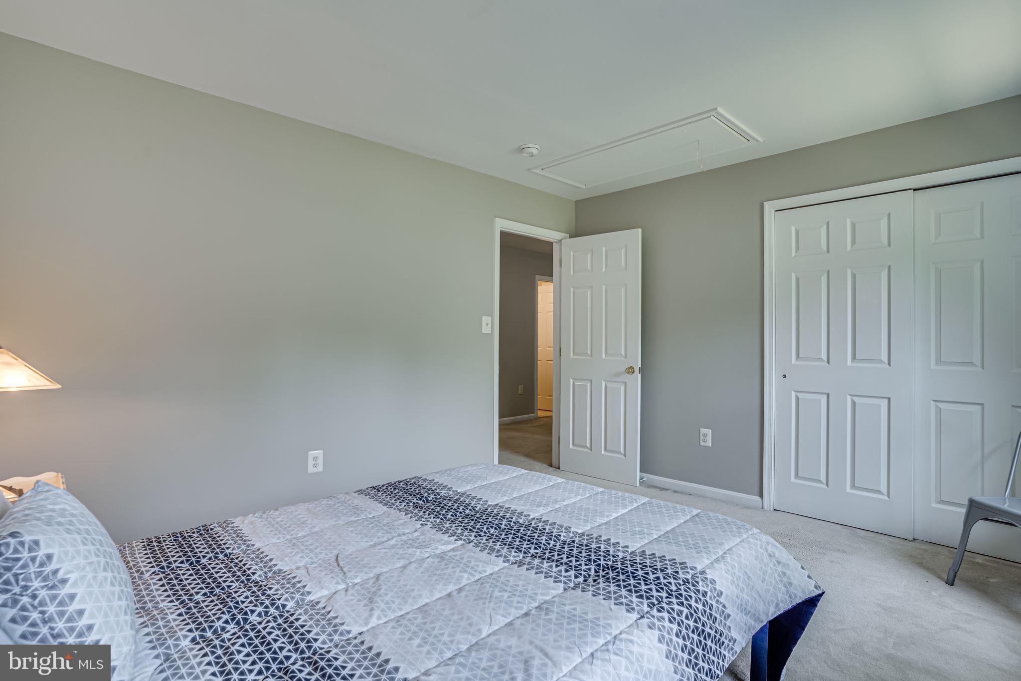 CASTLETON - Residential