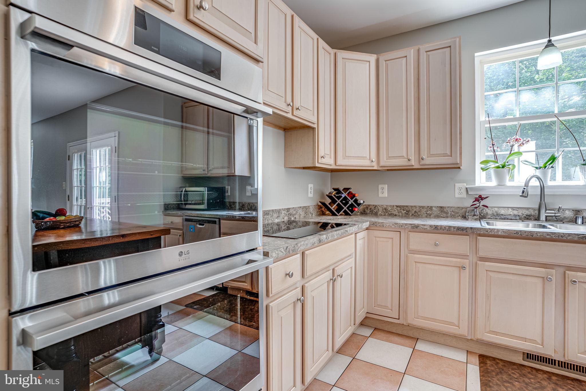 CASTLETON - Residential