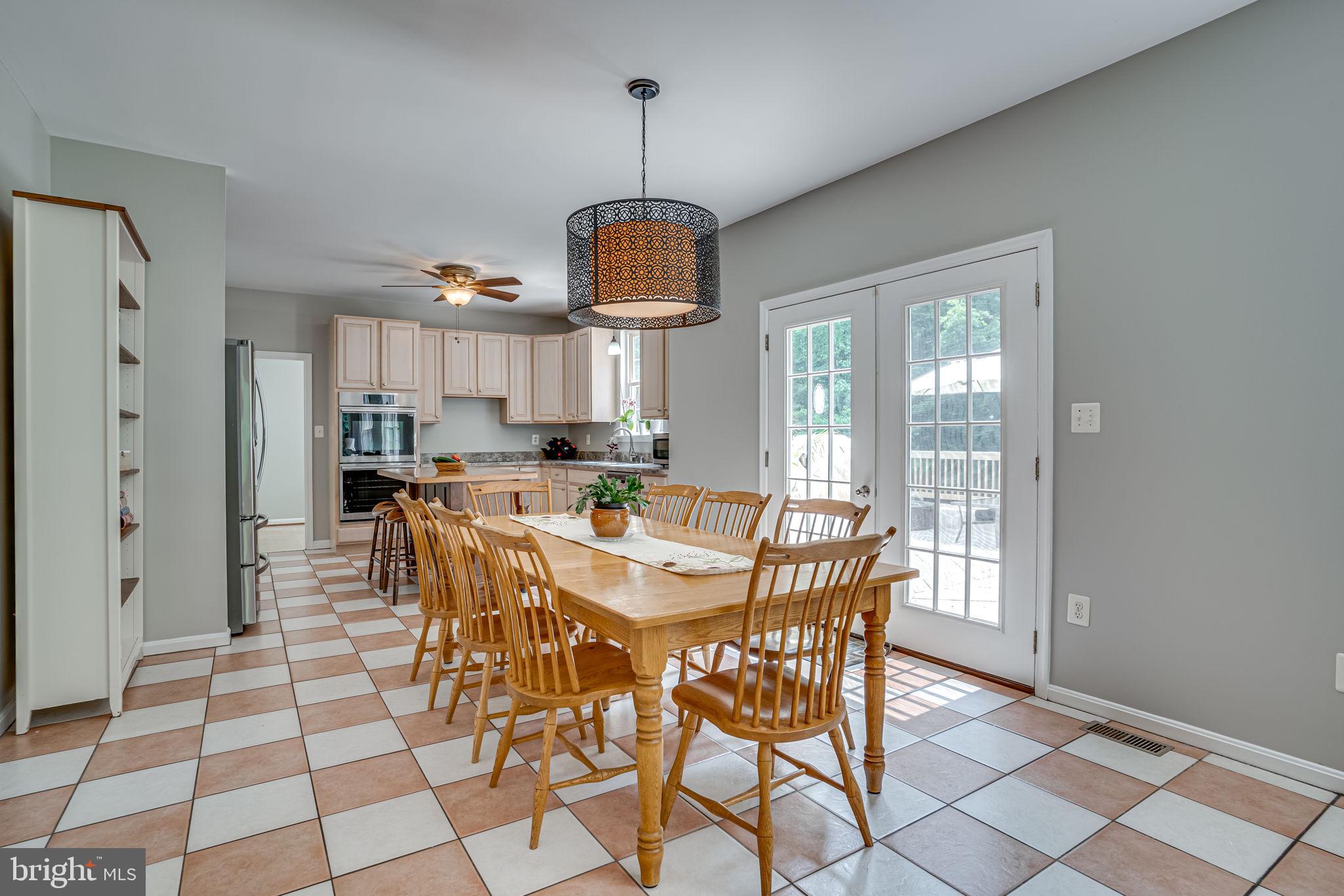 CASTLETON - Residential