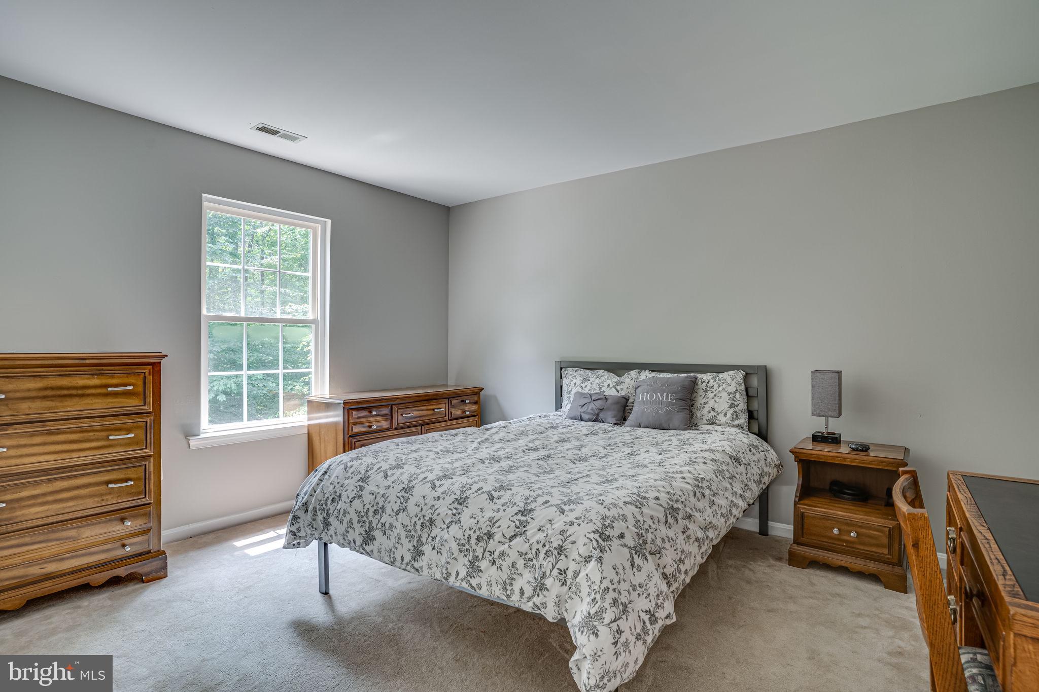 CASTLETON - Residential