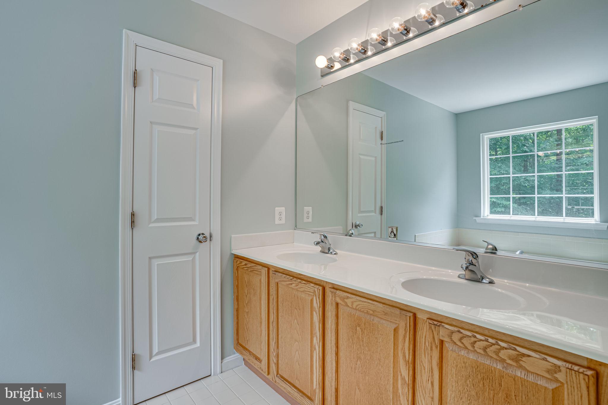 CASTLETON - Residential