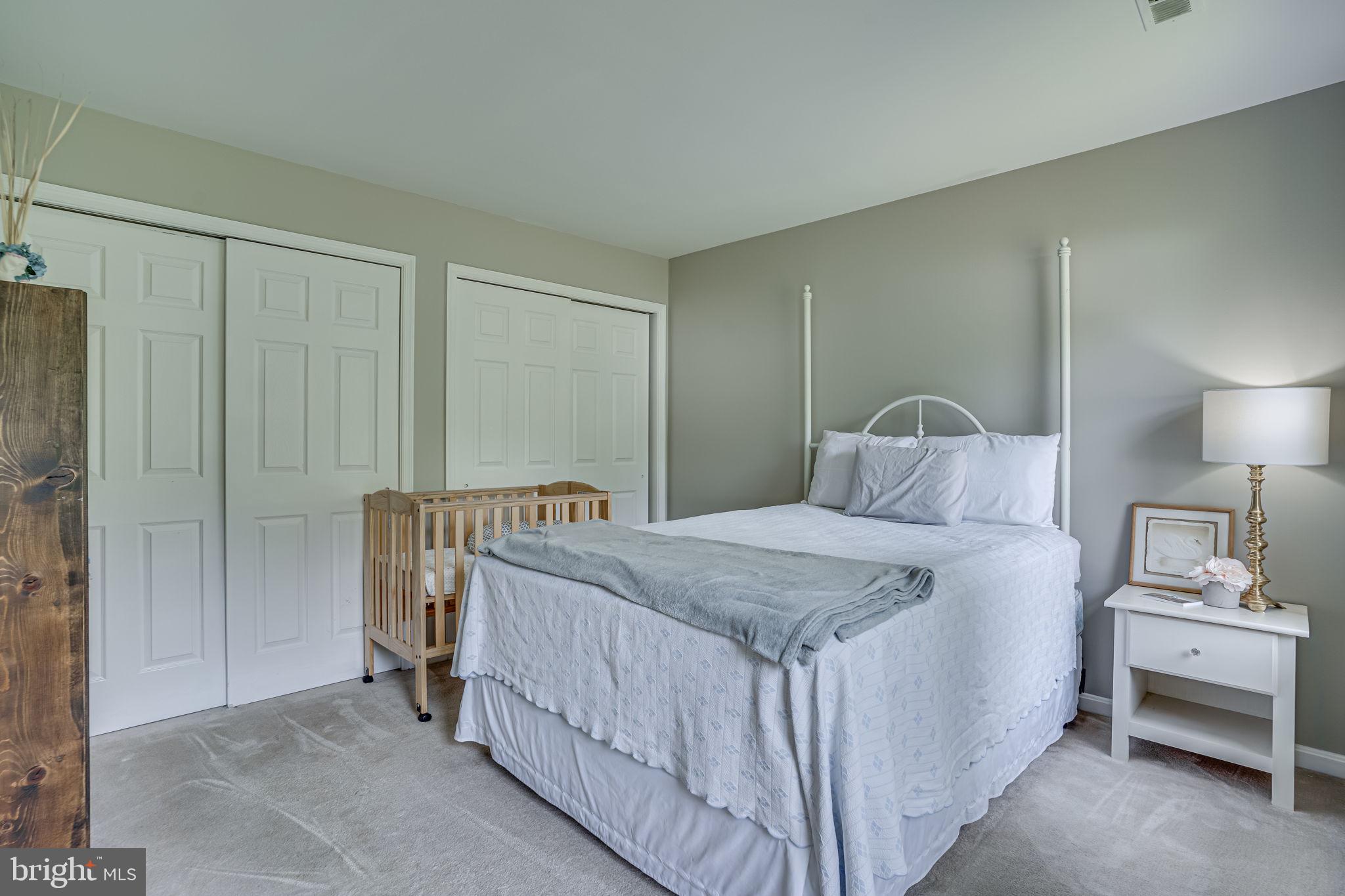 CASTLETON - Residential