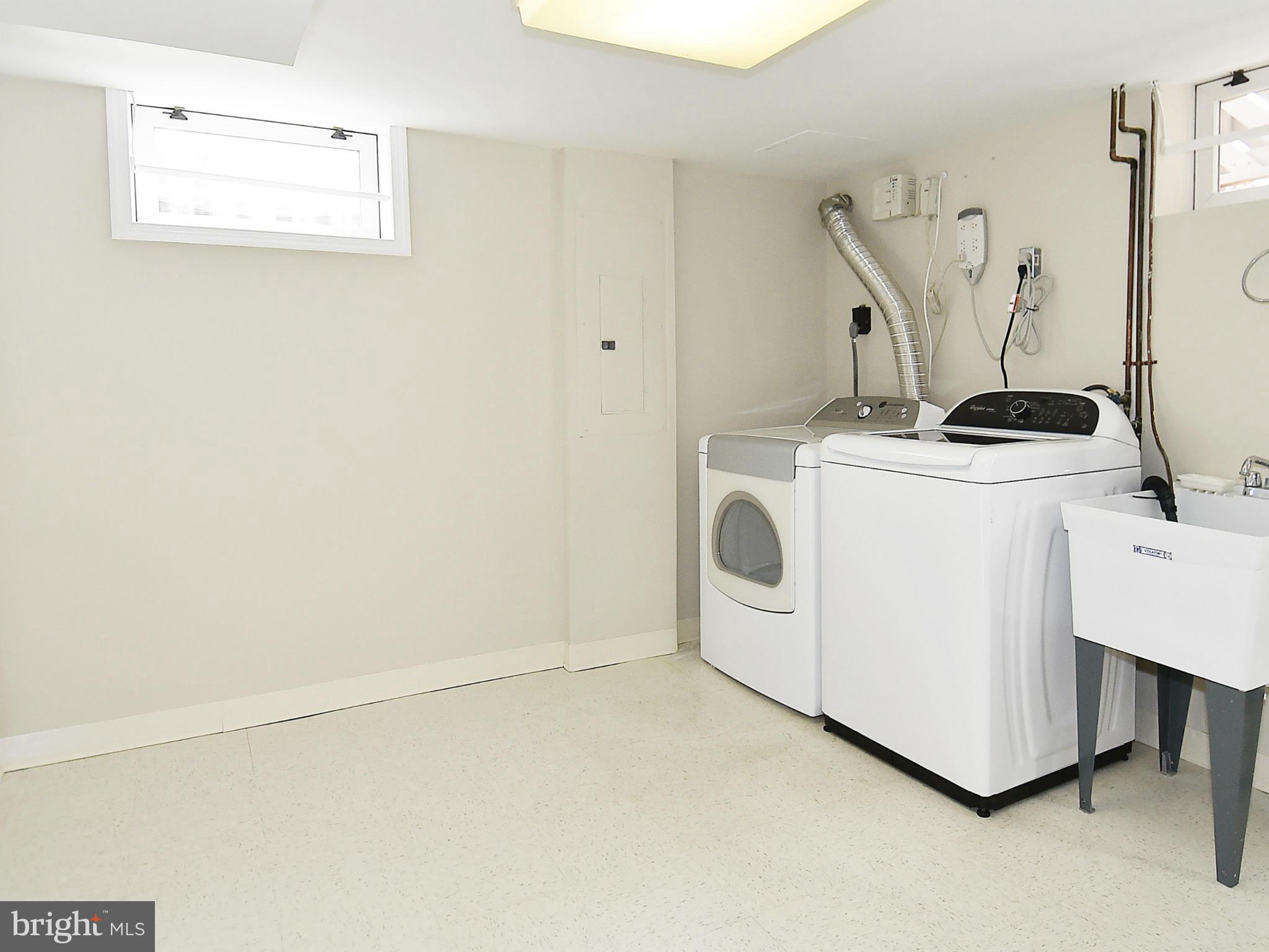 GREENWAY DOWNS - Residential