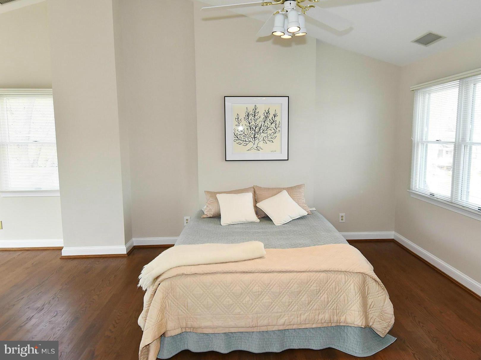 GREENWAY DOWNS - Residential