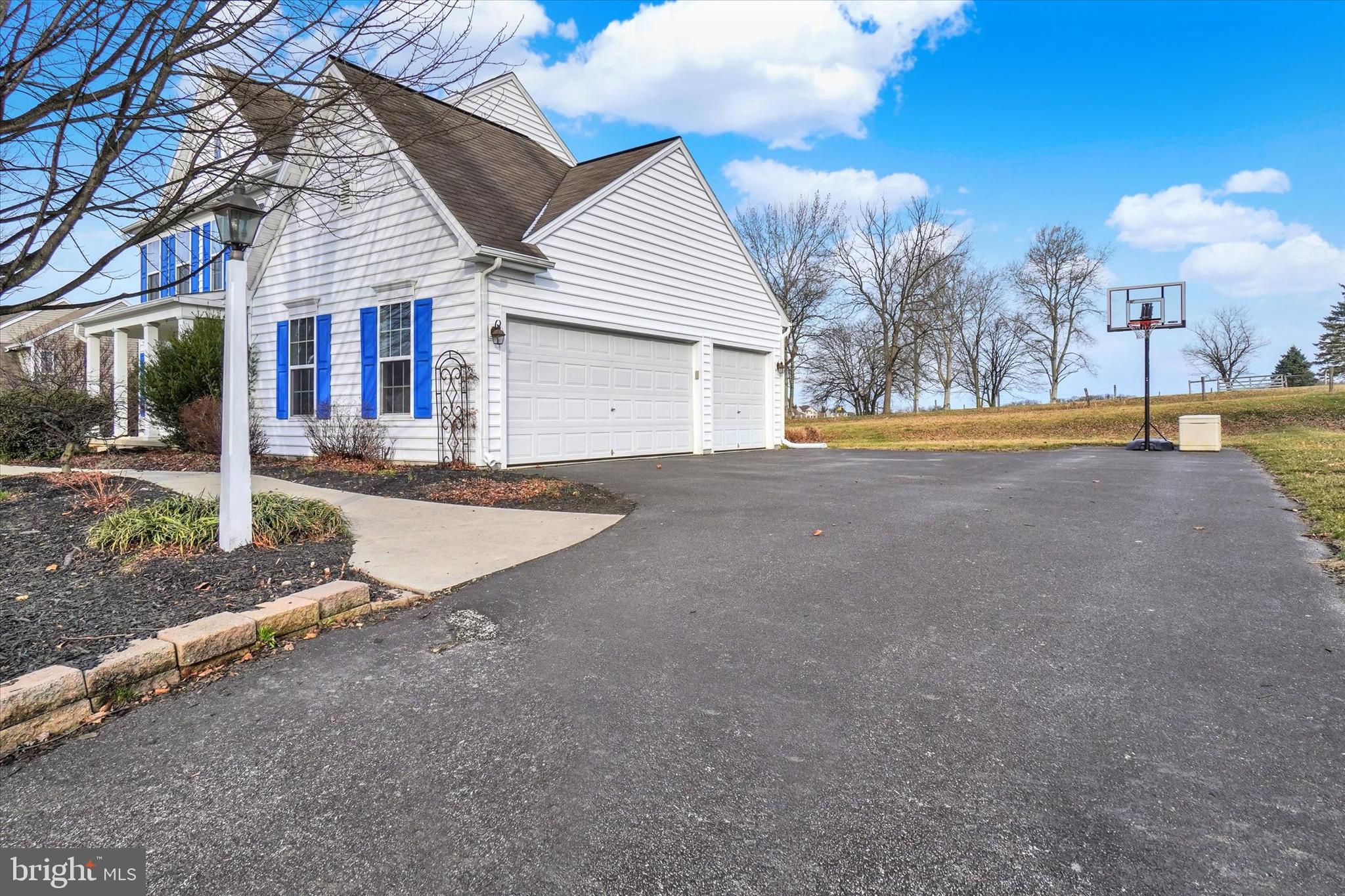 SAGE HILL - Residential