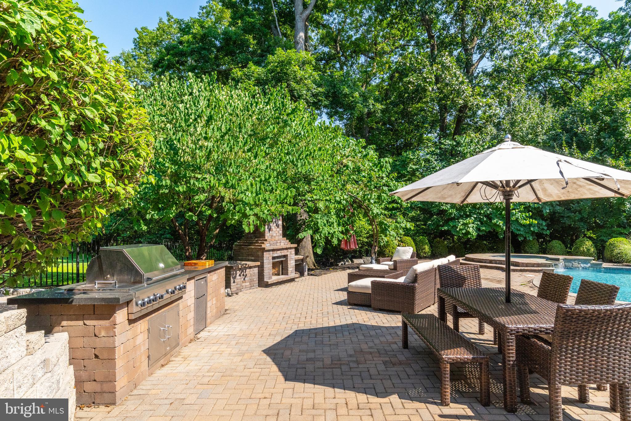 LAFAYETTE HILL - Residential