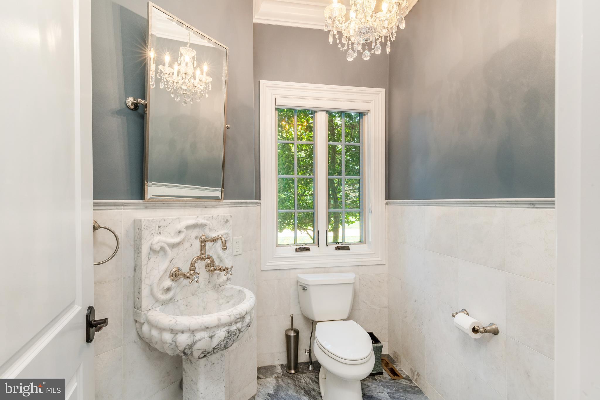 LAFAYETTE HILL - Residential