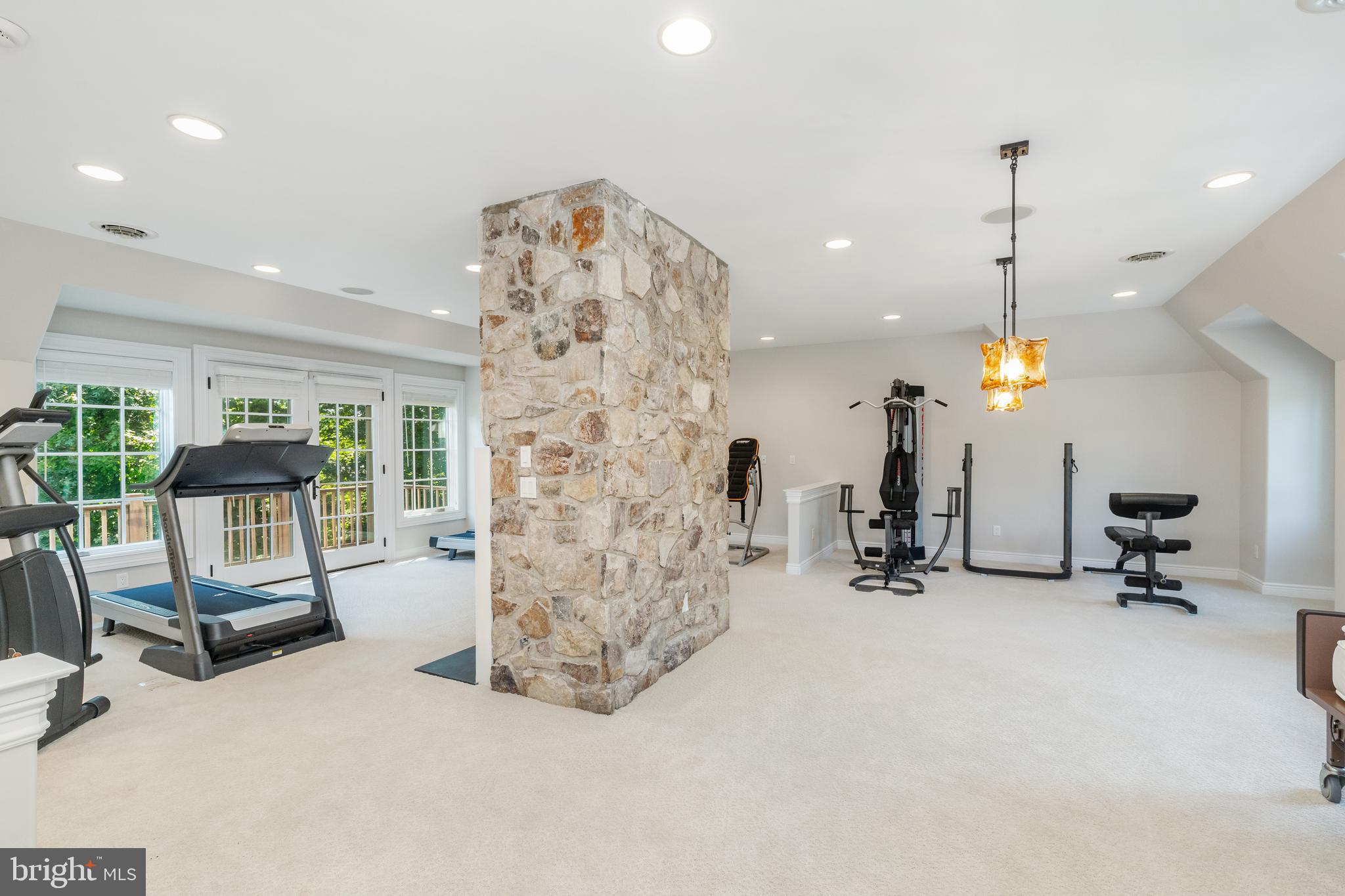 LAFAYETTE HILL - Residential