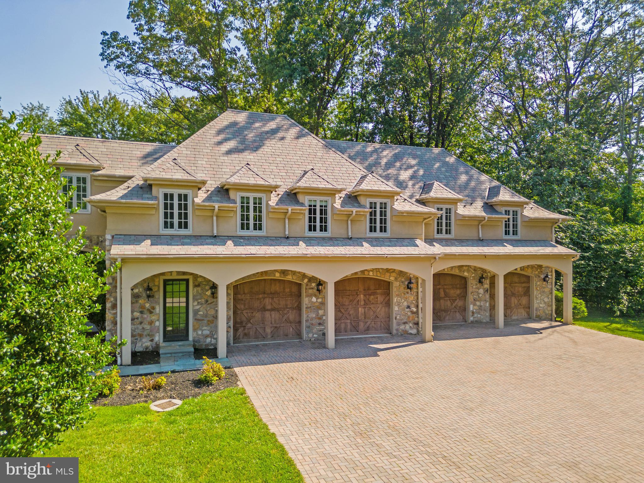 LAFAYETTE HILL - Residential