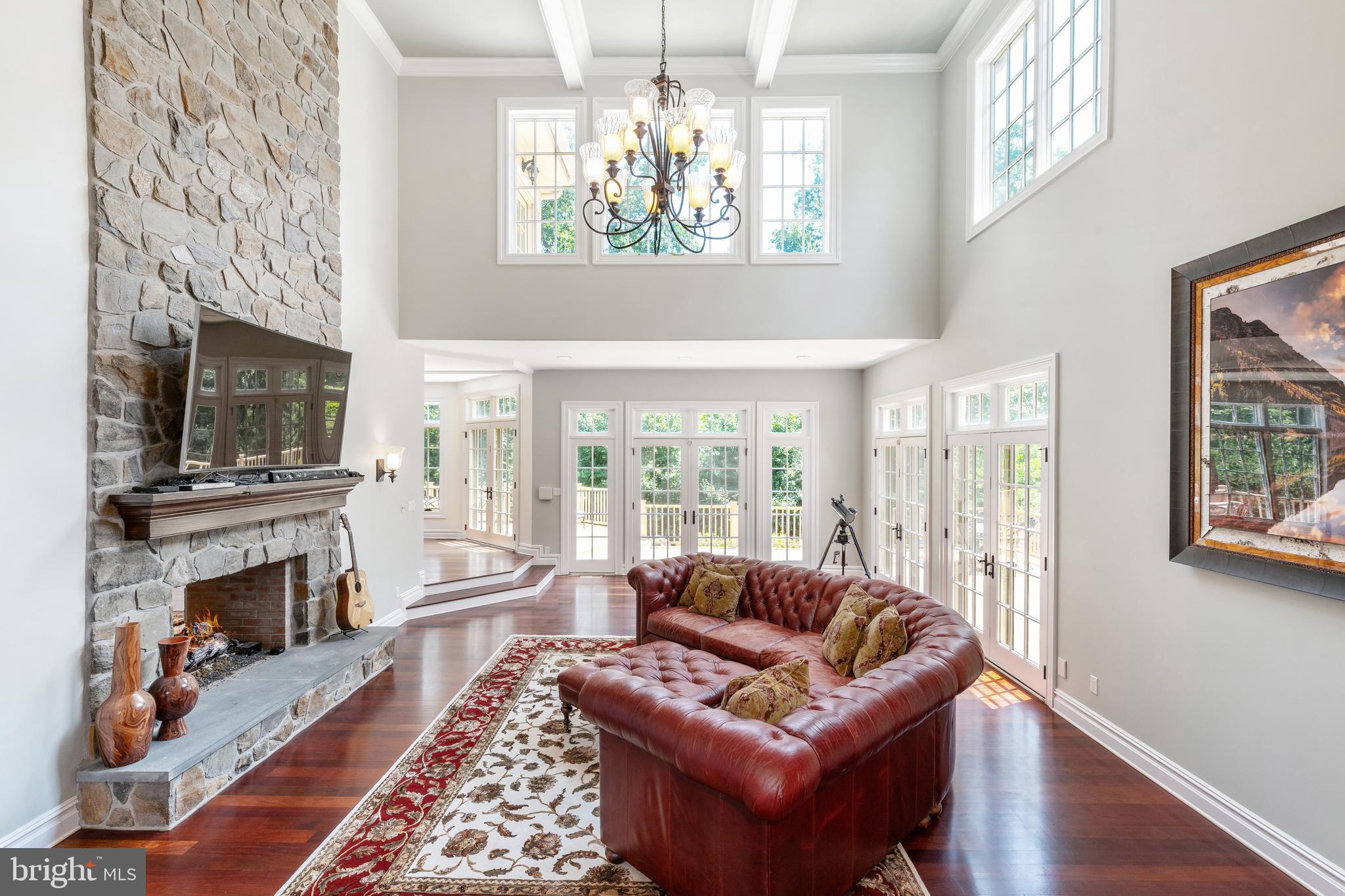 LAFAYETTE HILL - Residential