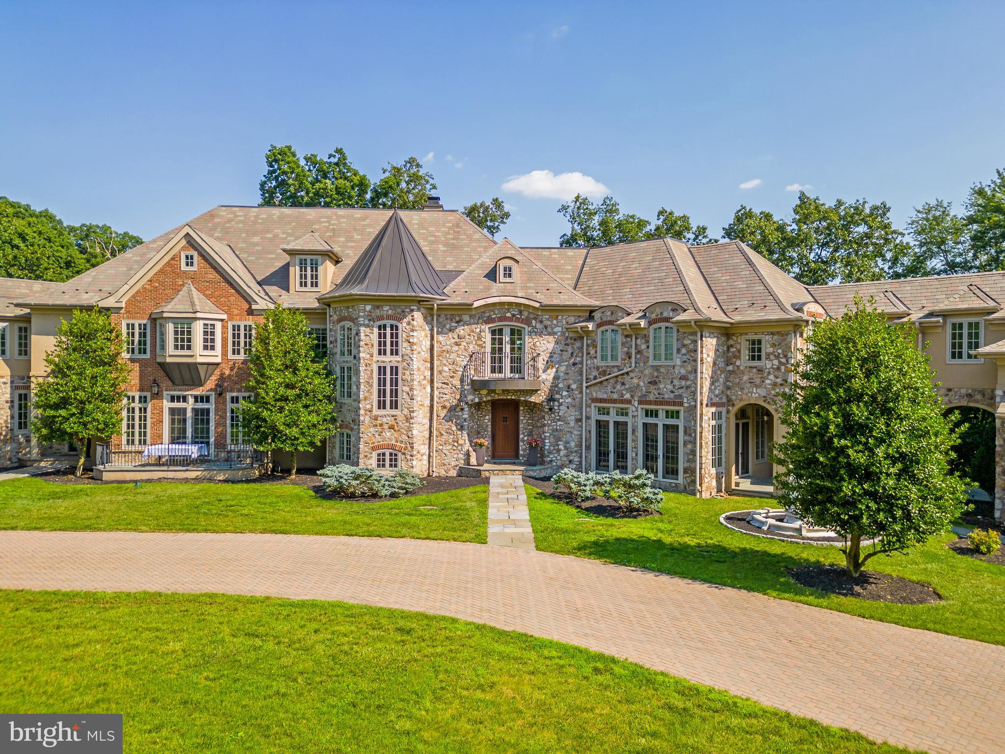 LAFAYETTE HILL - Residential