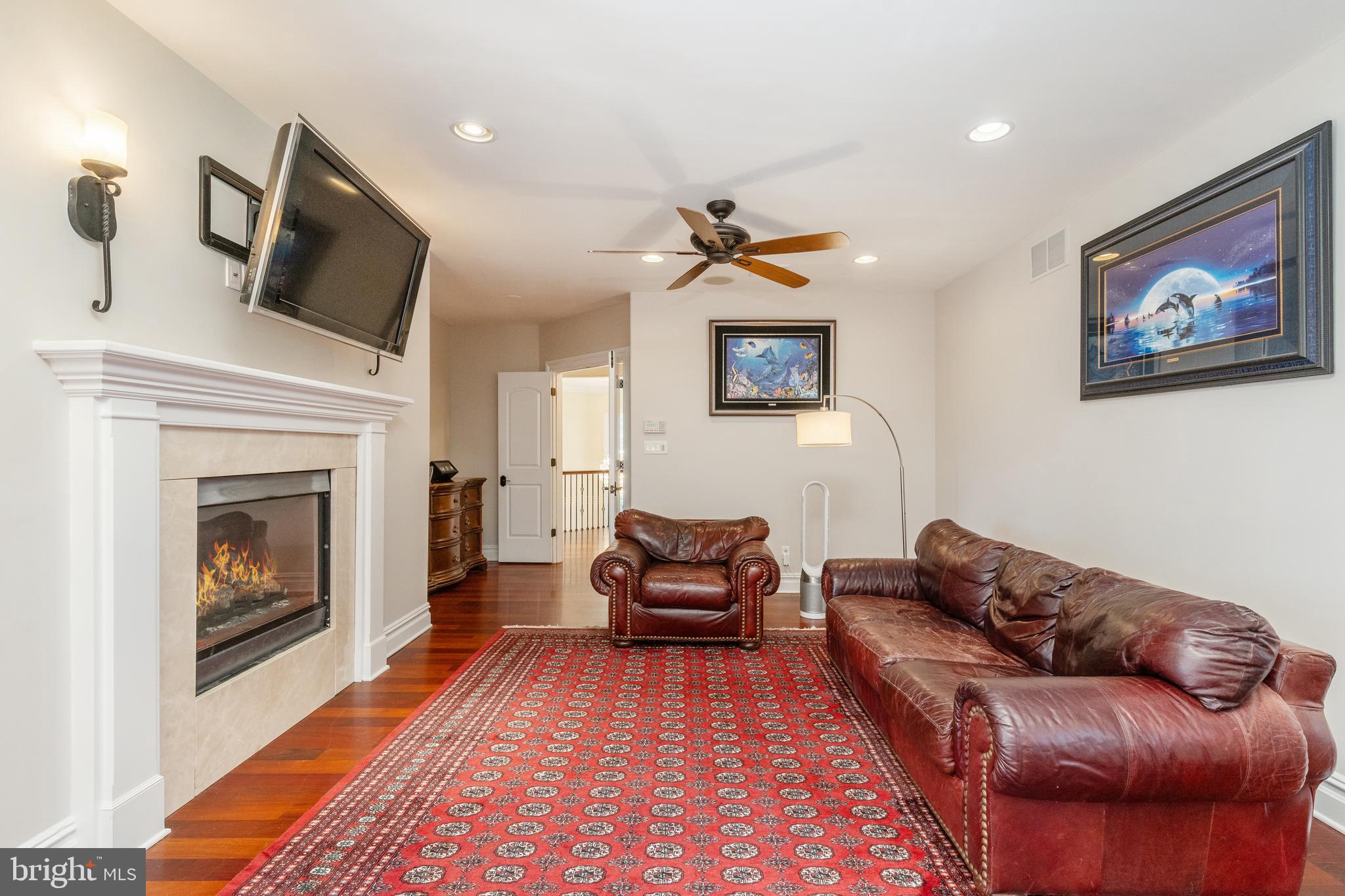 LAFAYETTE HILL - Residential