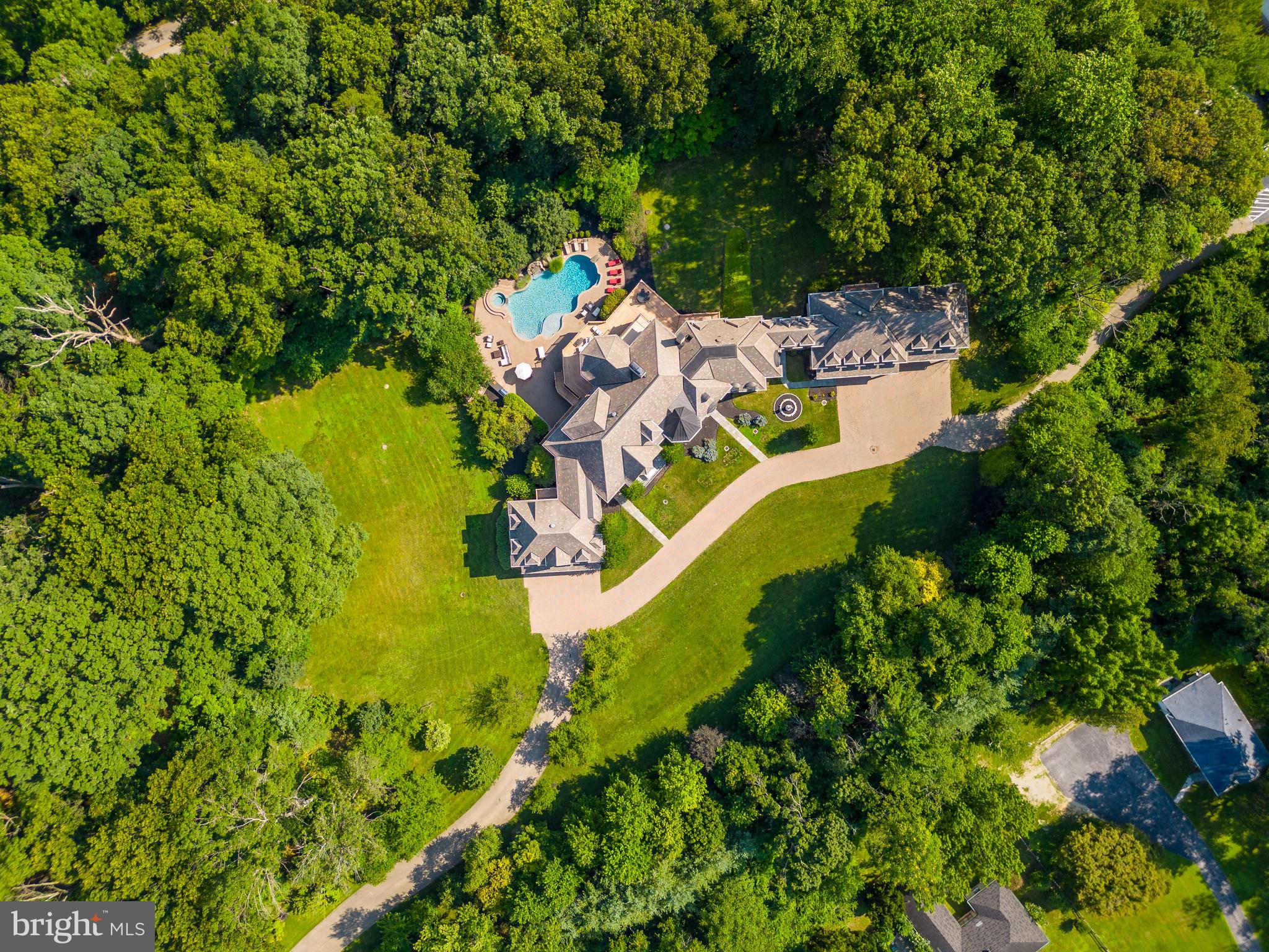 LAFAYETTE HILL - Residential