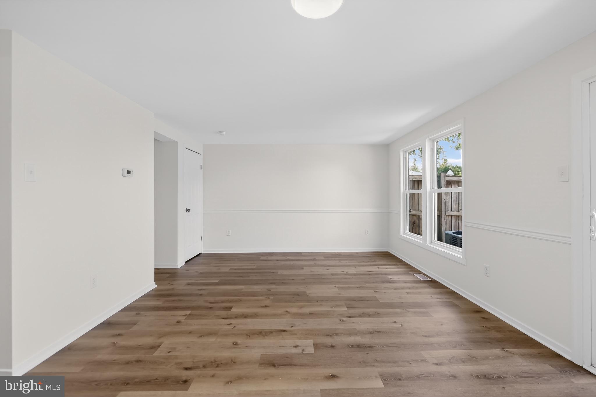 ROLLING MEADOWS - Residential