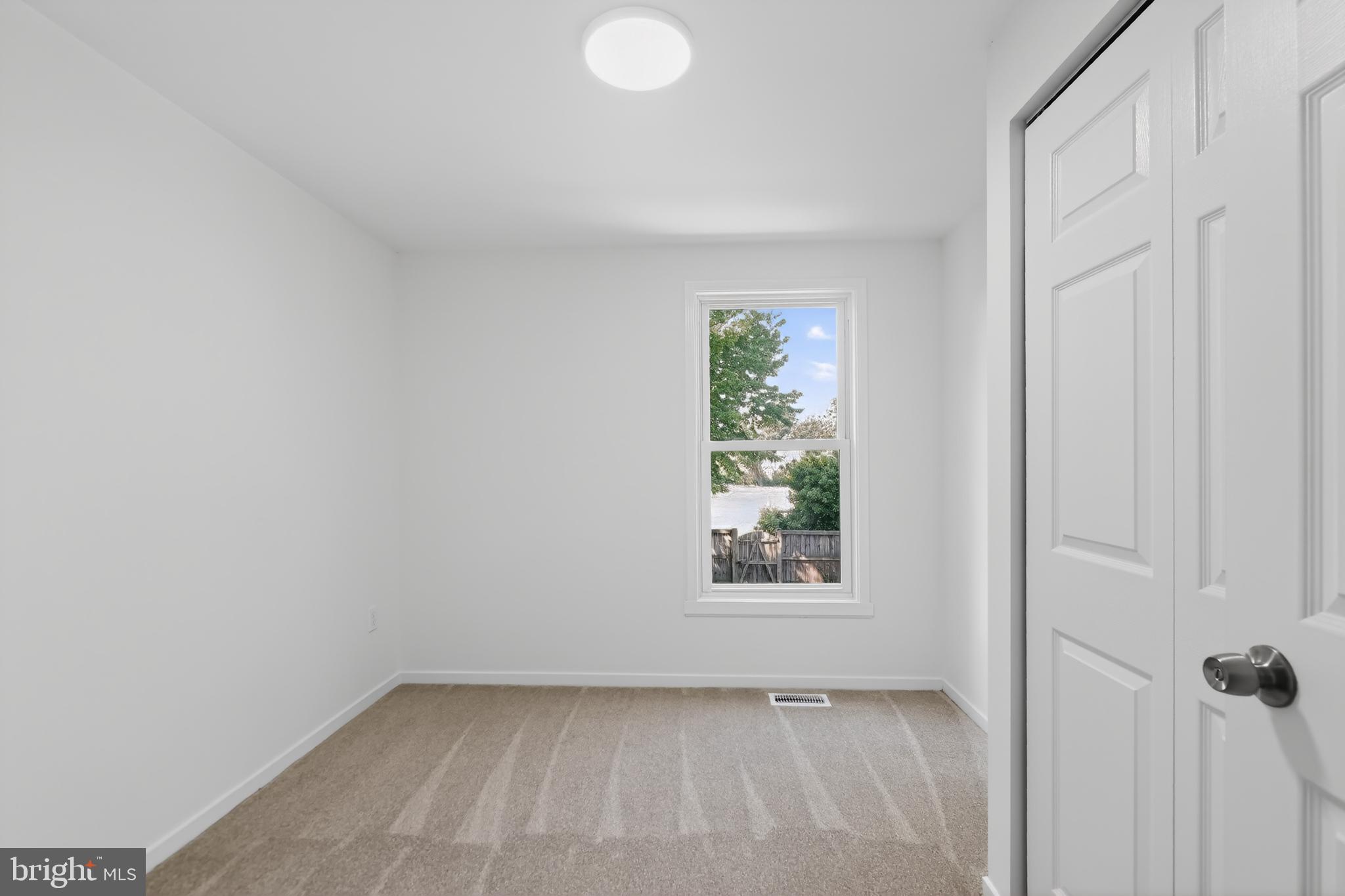 ROLLING MEADOWS - Residential