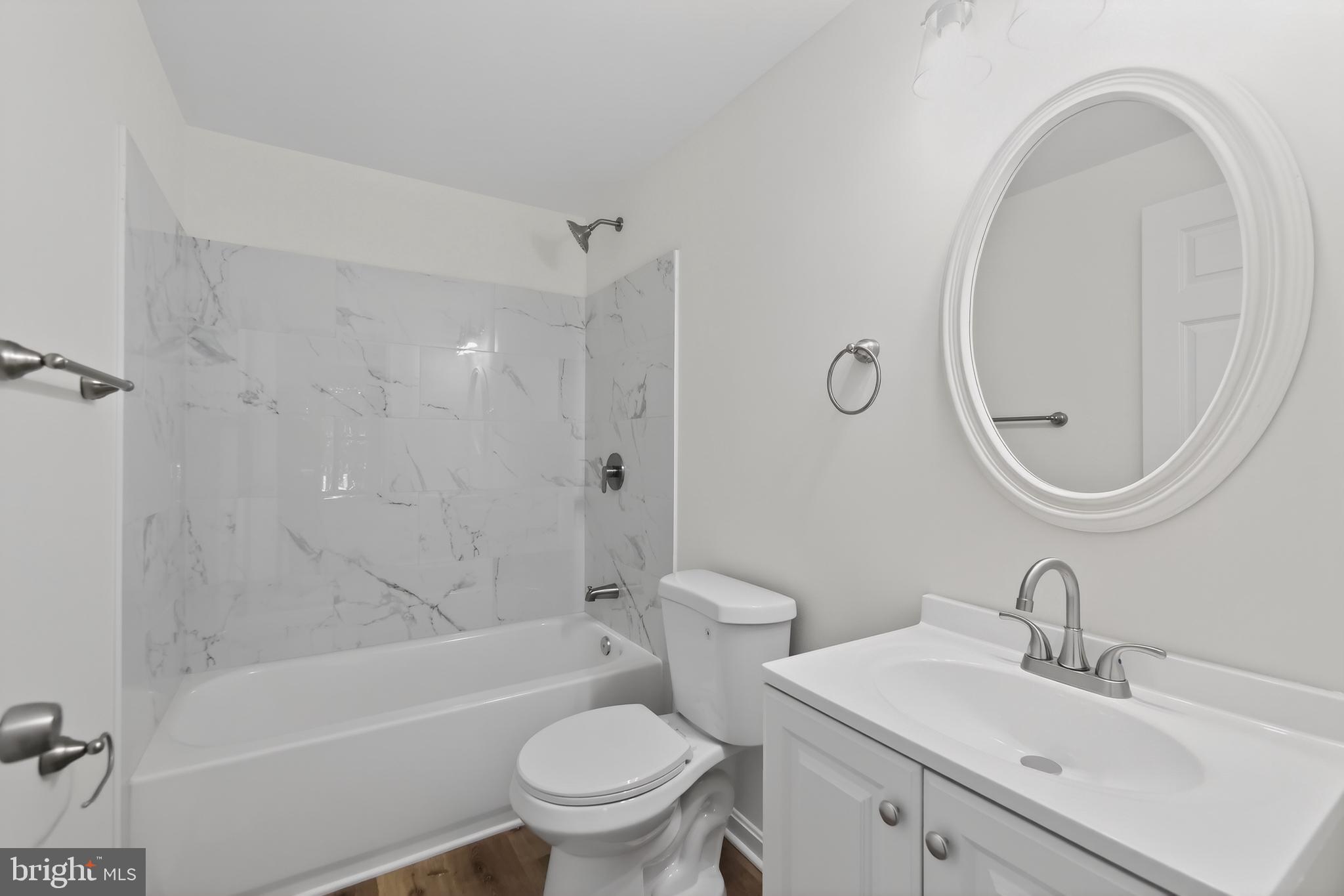 ROLLING MEADOWS - Residential