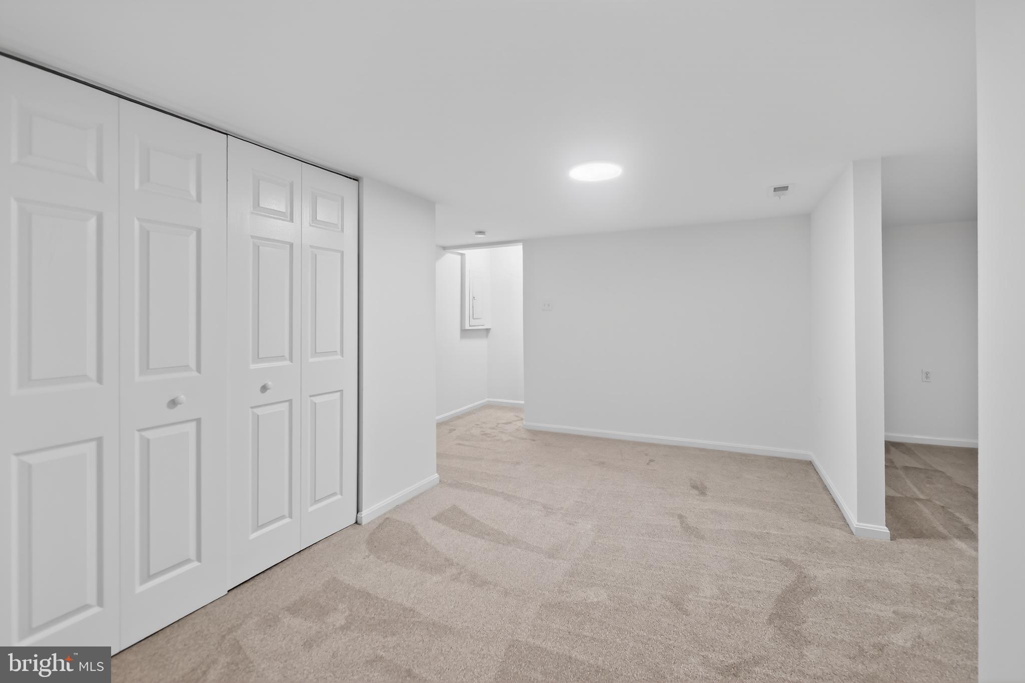 ROLLING MEADOWS - Residential