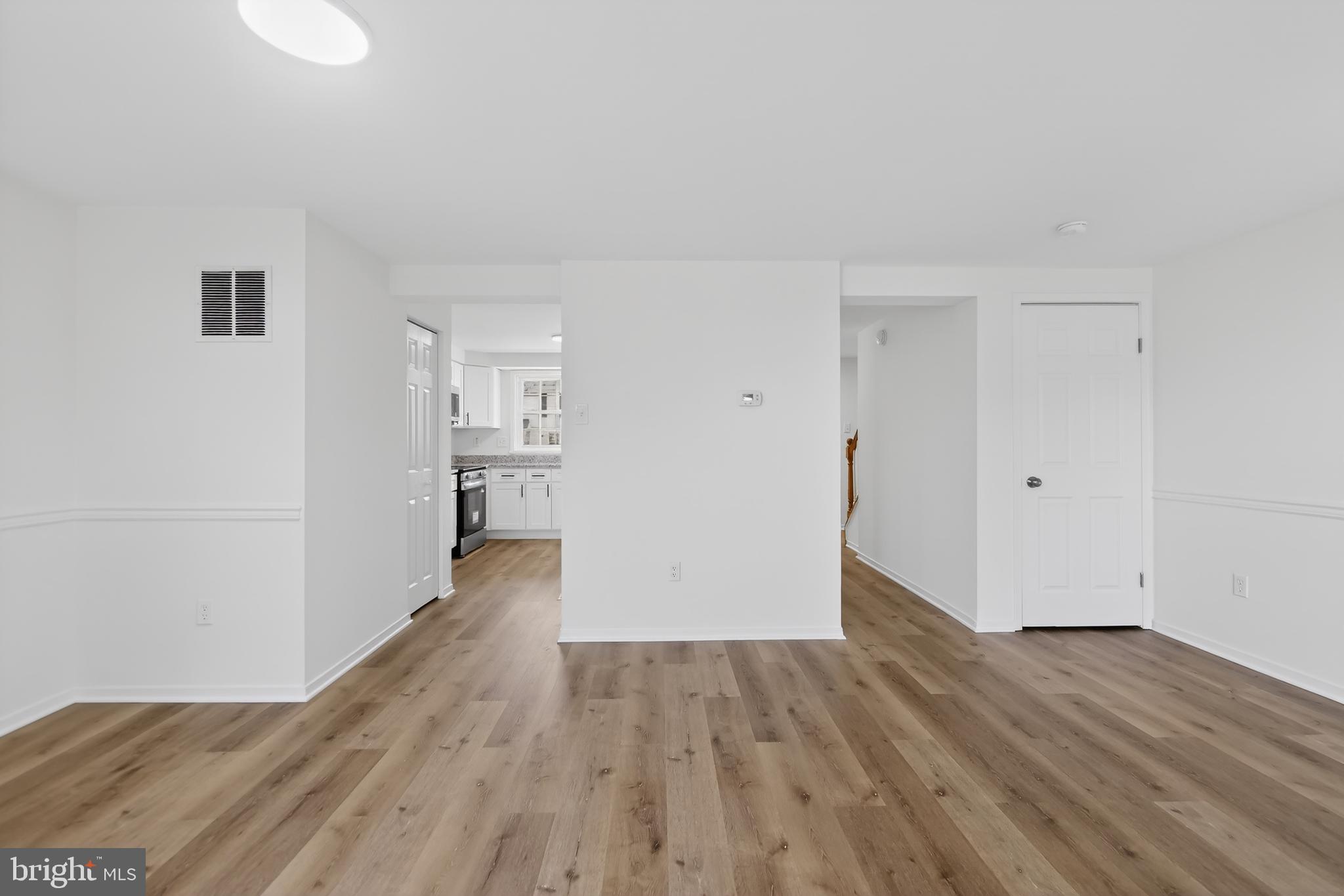 ROLLING MEADOWS - Residential