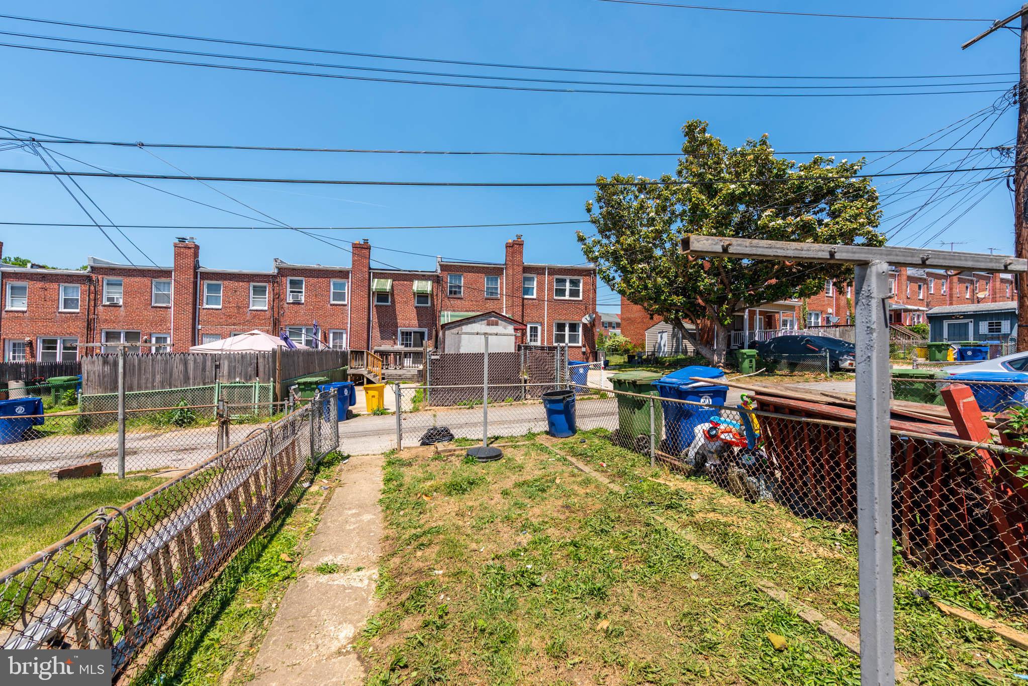 EASTWOOD - Residential