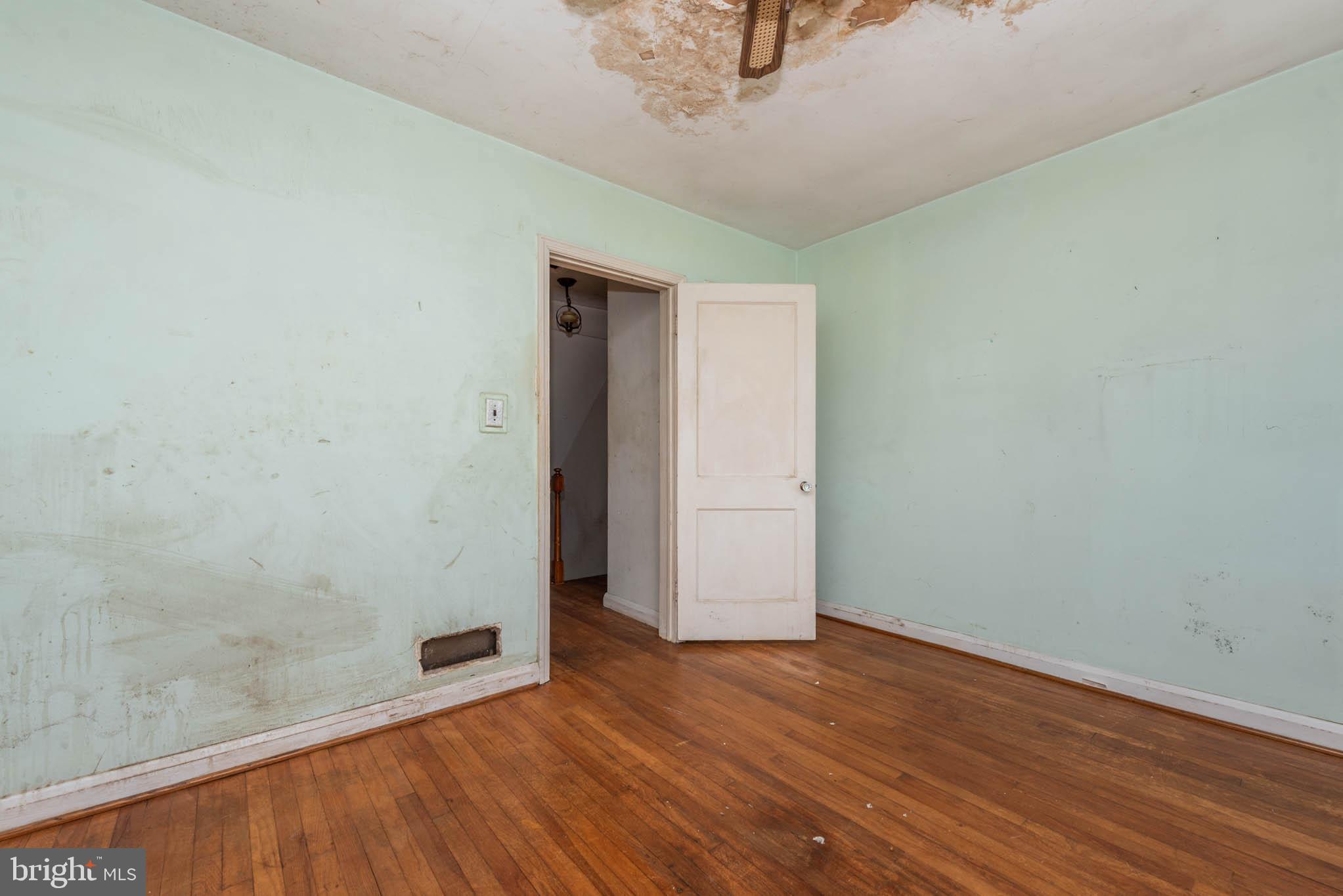 EASTWOOD - Residential