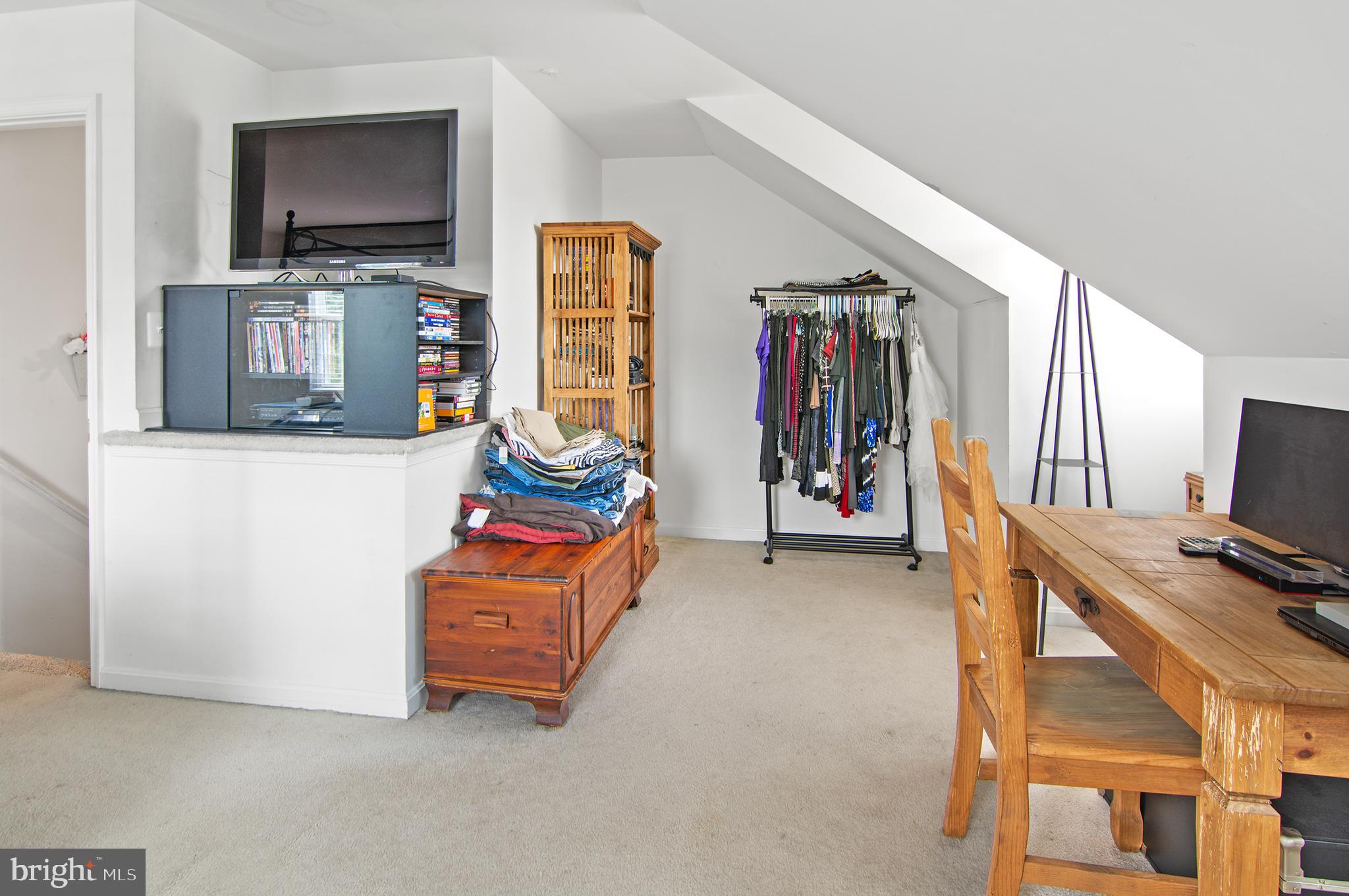 VINEYARDS AT PINEY ORCHARD - Residential