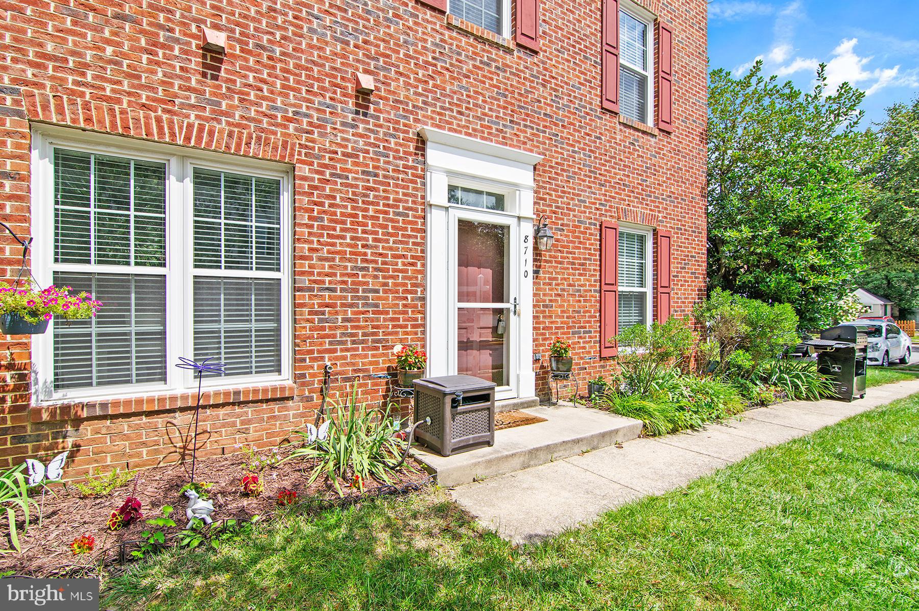 VINEYARDS AT PINEY ORCHARD - Residential