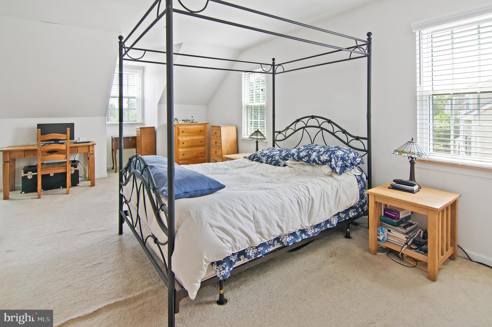 VINEYARDS AT PINEY ORCHARD - Residential