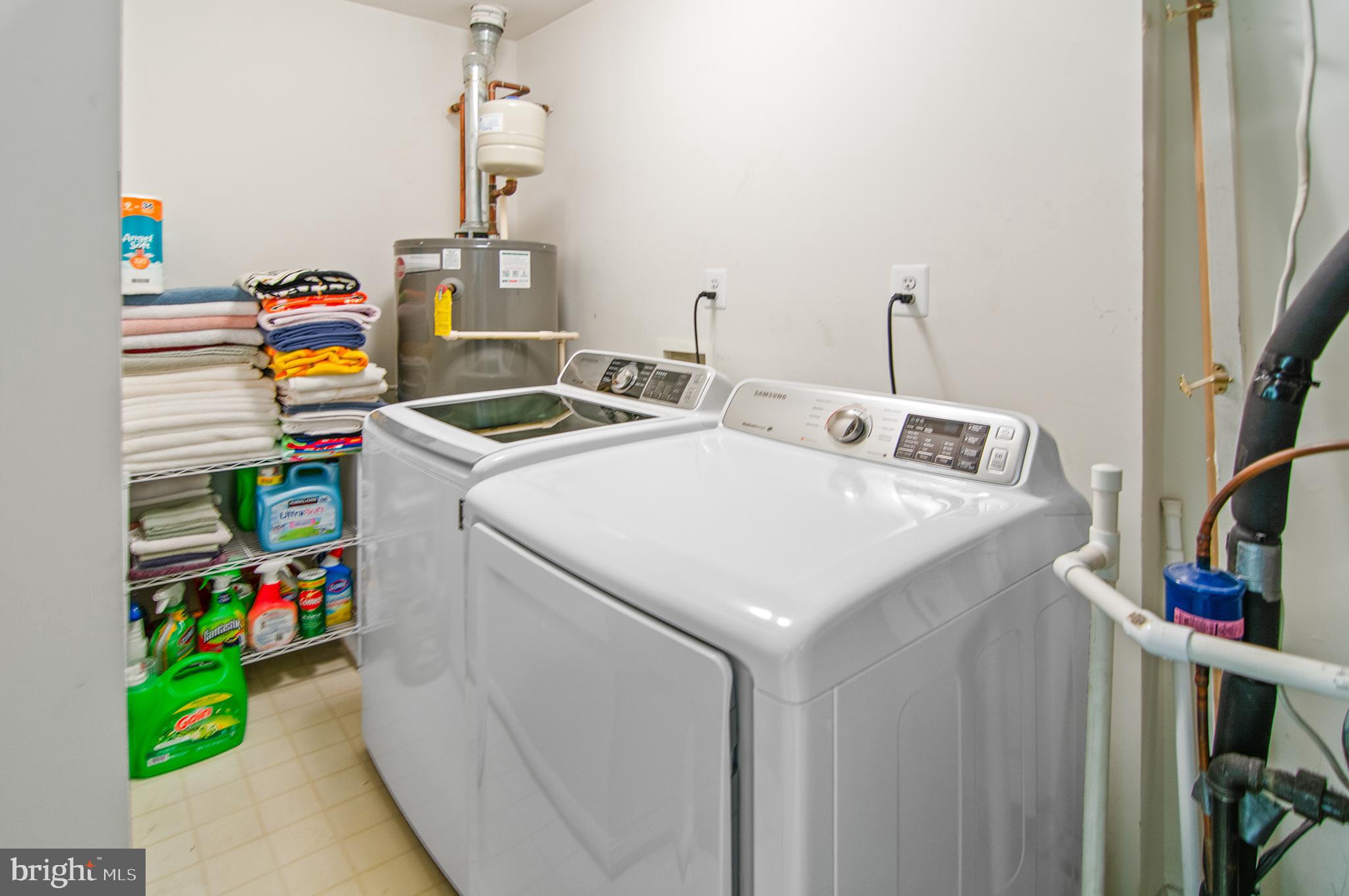 VINEYARDS AT PINEY ORCHARD - Residential