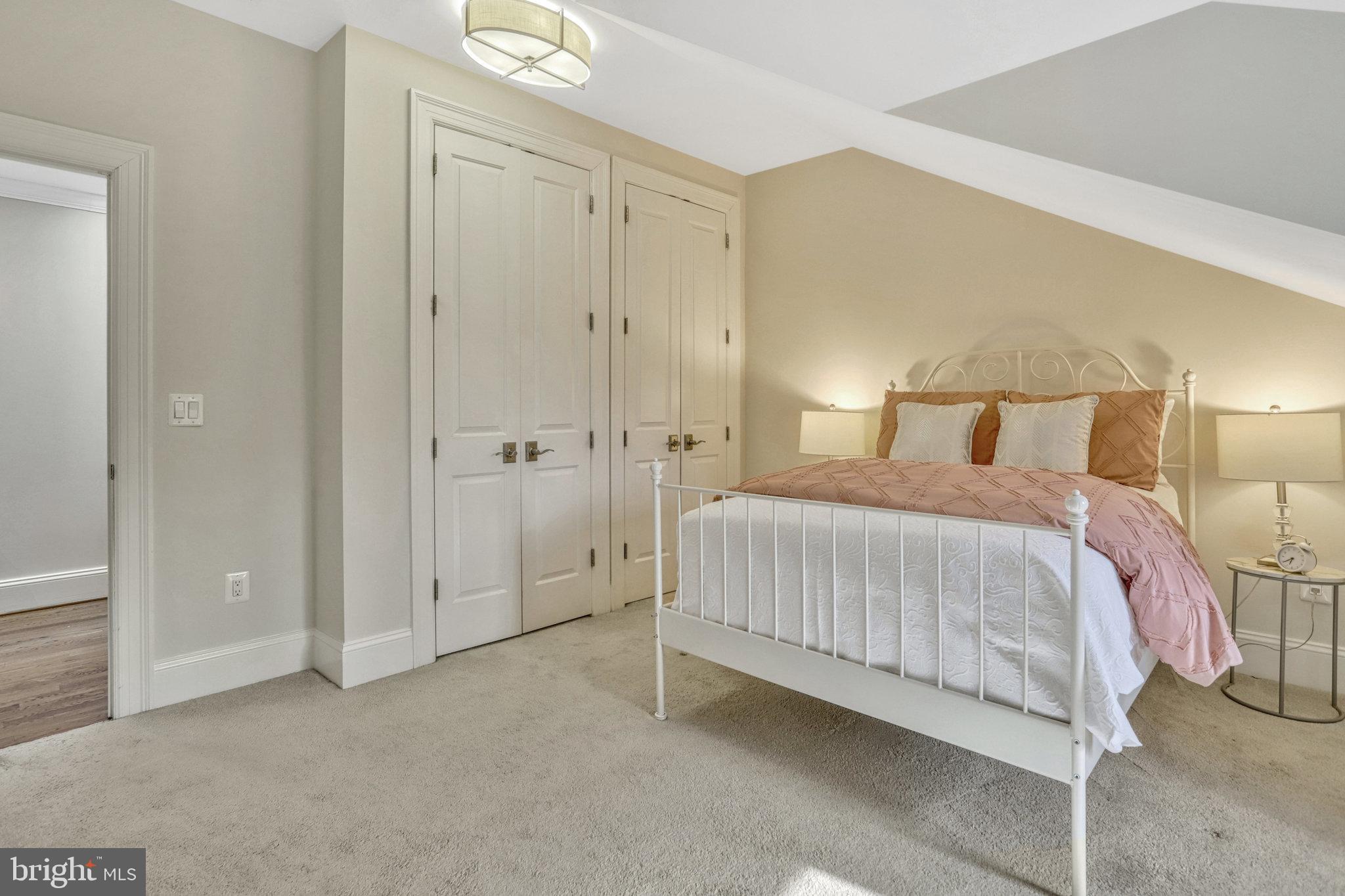 EDELINE MARY A PROP - Residential