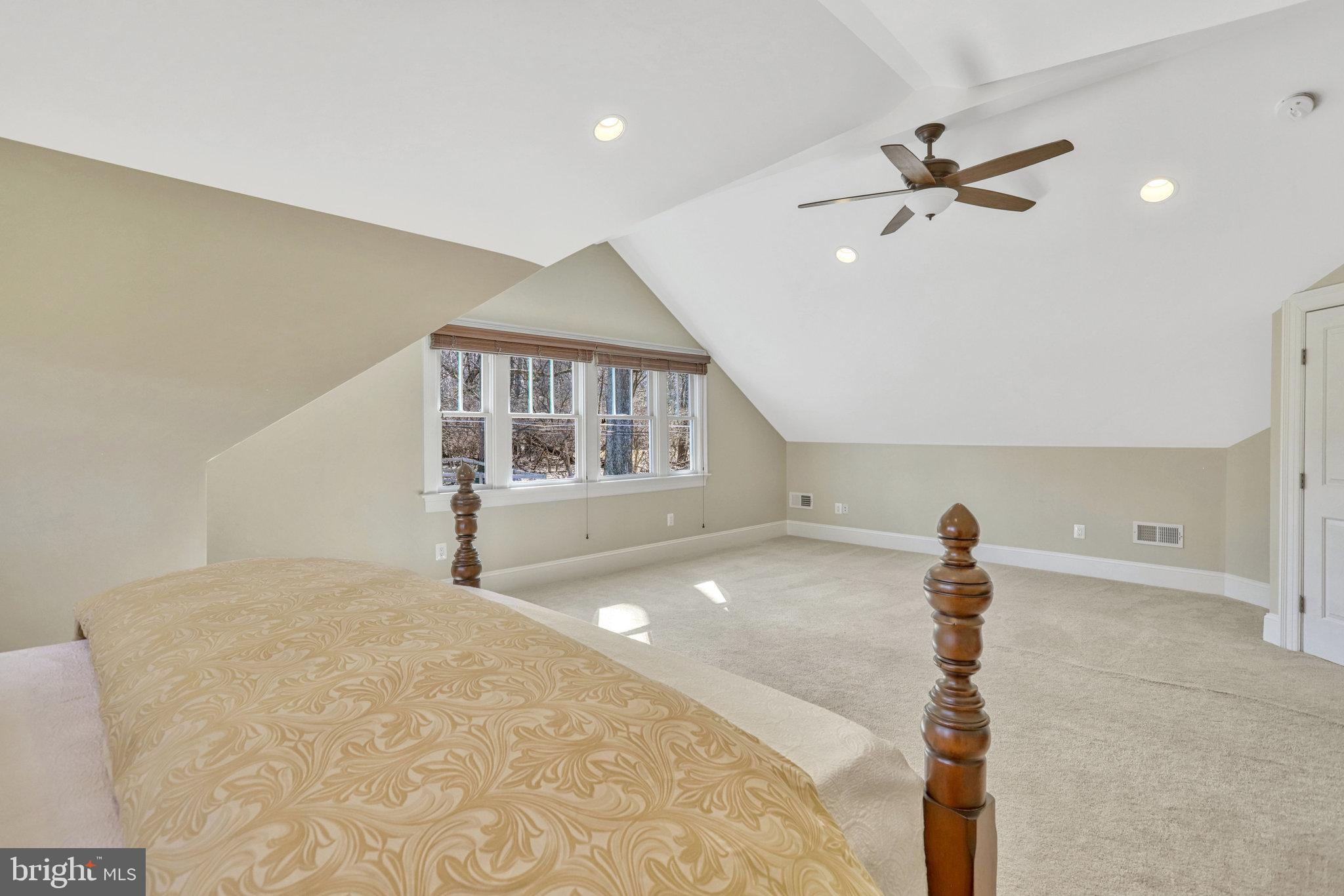 EDELINE MARY A PROP - Residential