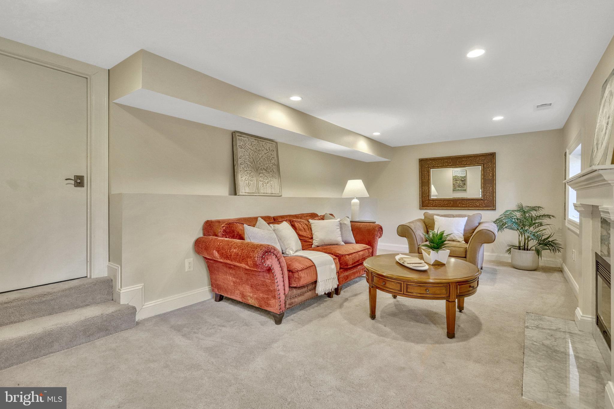 EDELINE MARY A PROP - Residential