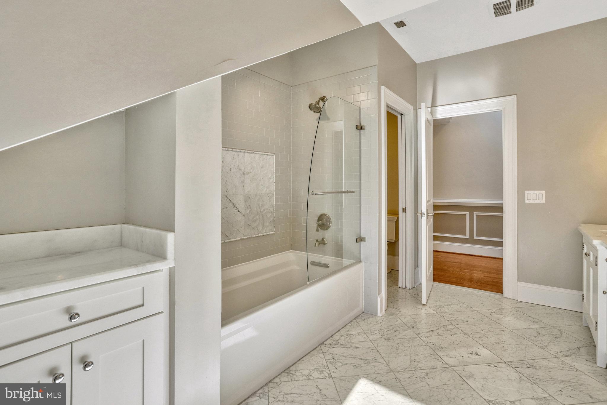 EDELINE MARY A PROP - Residential