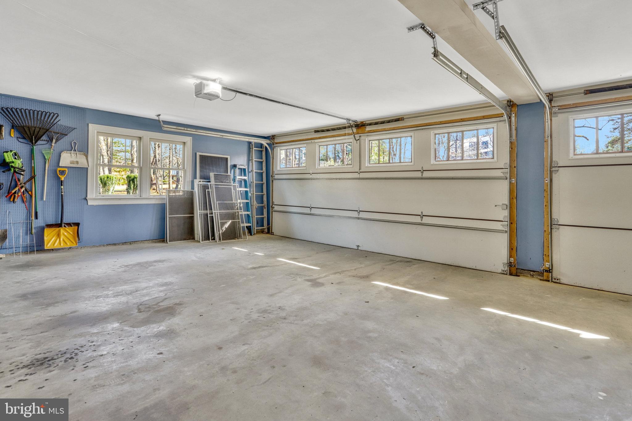 EDELINE MARY A PROP - Residential