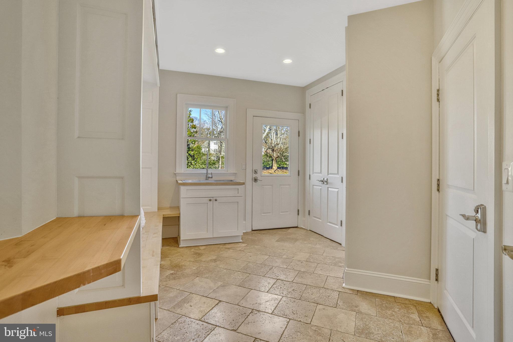 EDELINE MARY A PROP - Residential