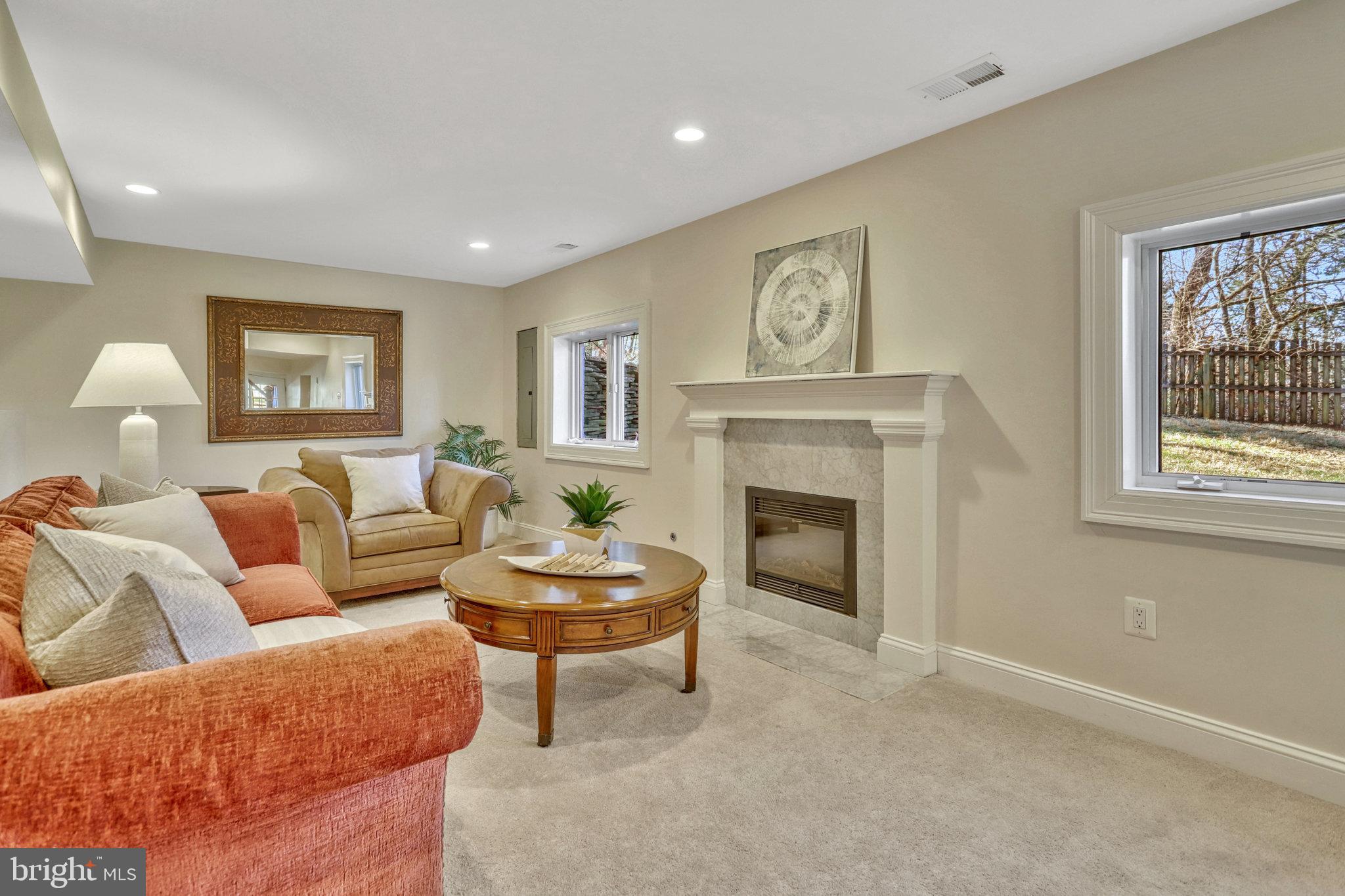 EDELINE MARY A PROP - Residential