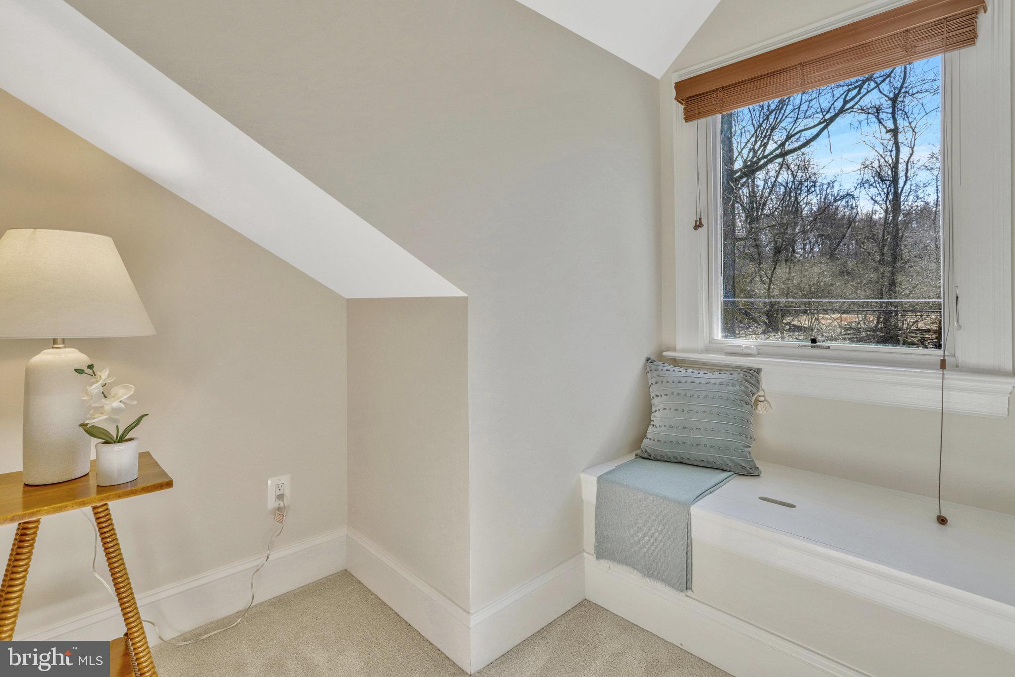 EDELINE MARY A PROP - Residential