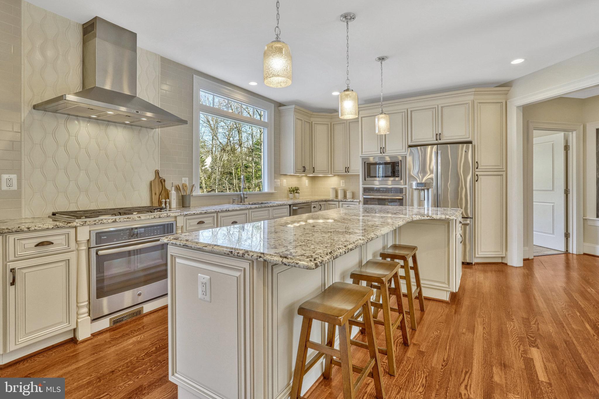 EDELINE MARY A PROP - Residential