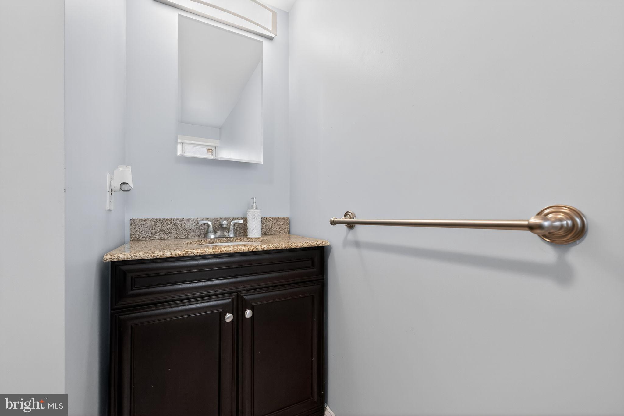 MANTUA - Residential