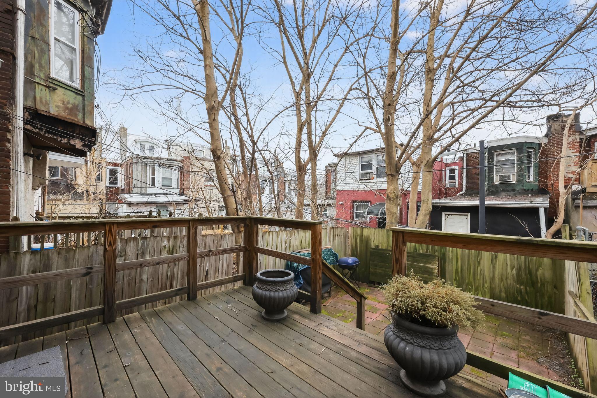 MANTUA - Residential