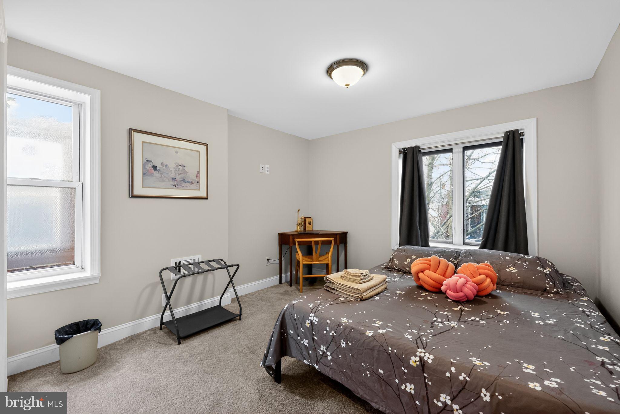 MANTUA - Residential