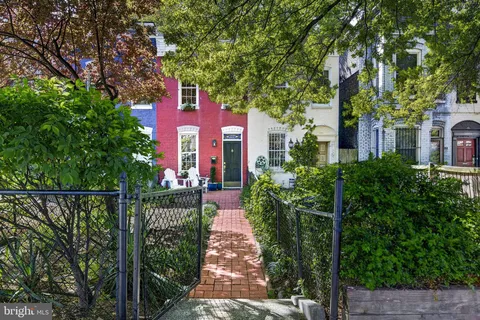 MLS: DCDC2258048