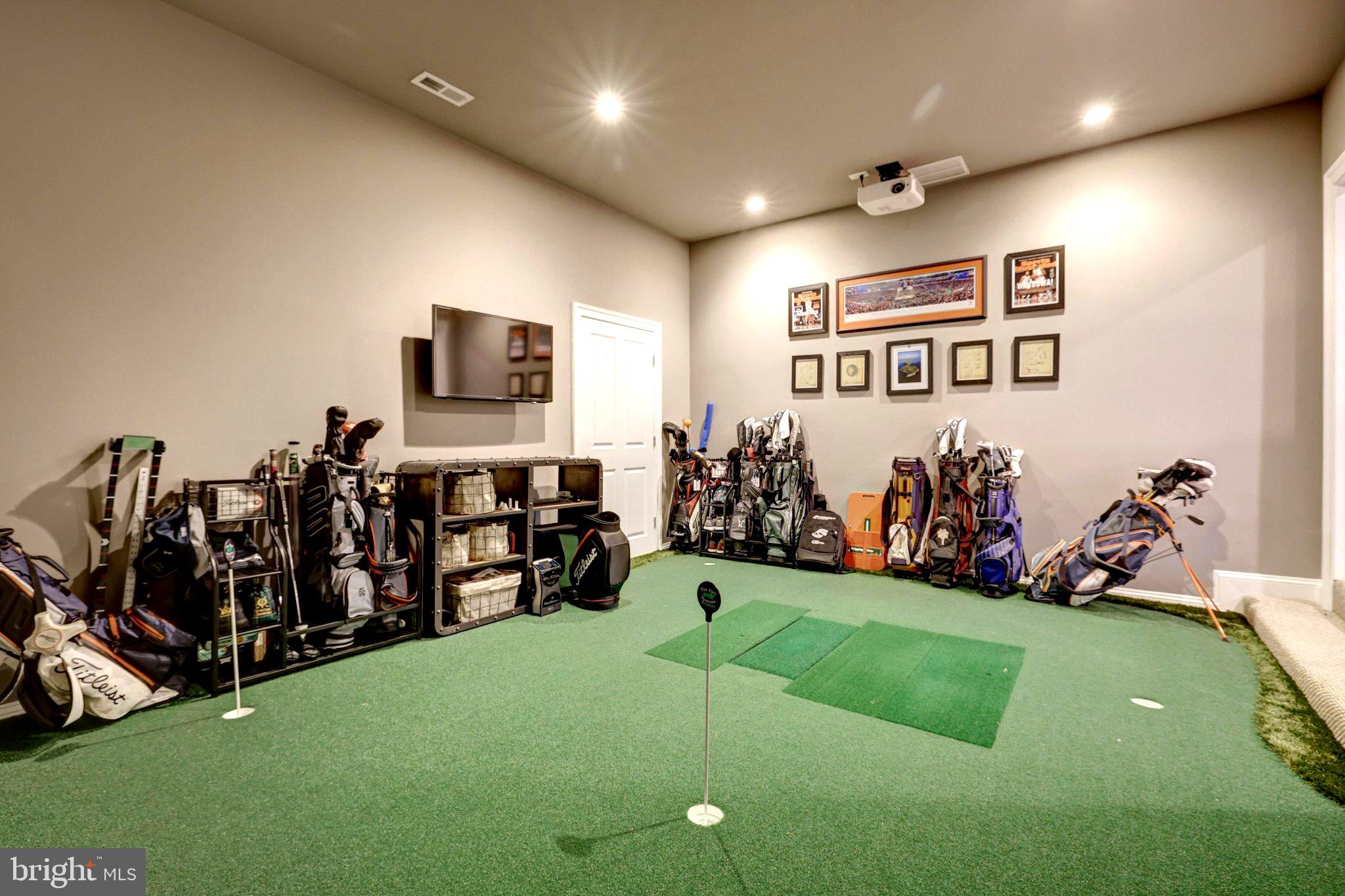 SPRING LAKE - Residential