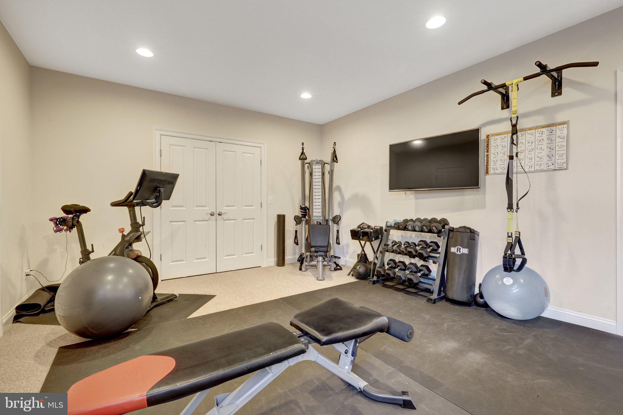 SPRING LAKE - Residential